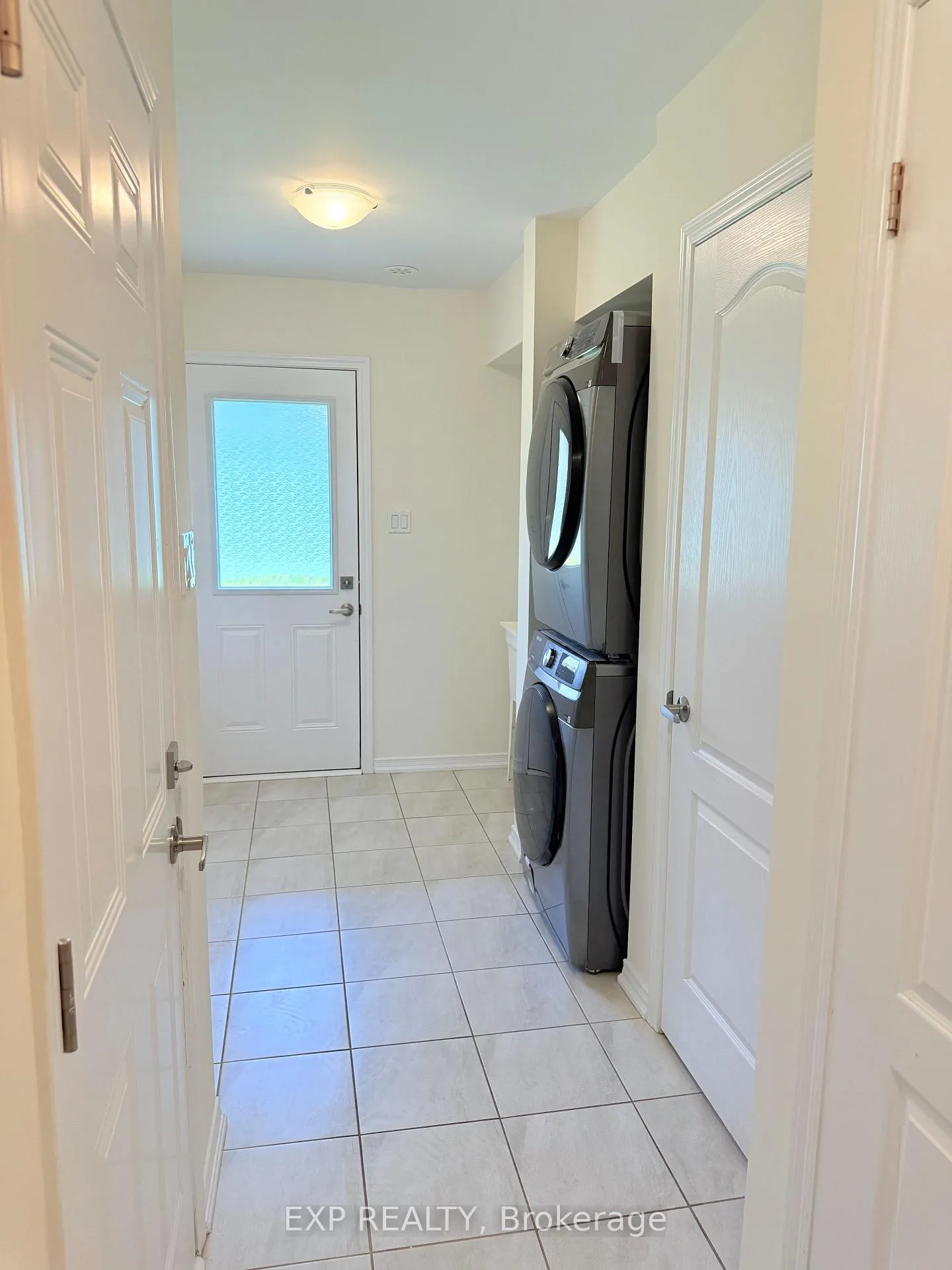 Photo 8 of 77 Holder Drive, Brant, Brantford Twp — HOMEH