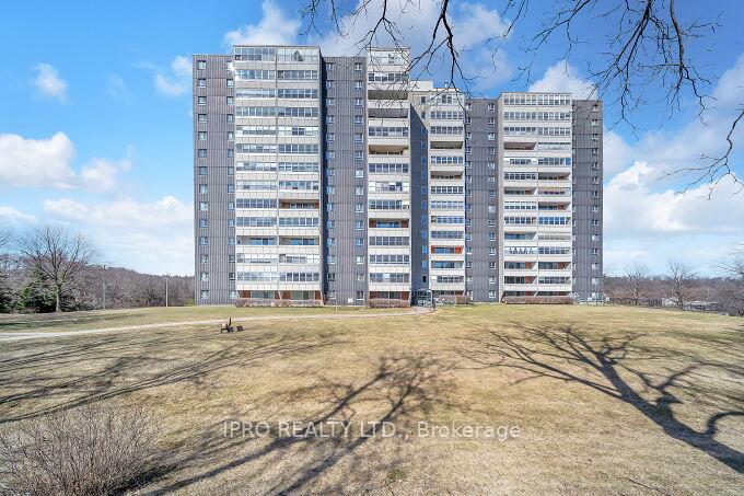 Front of Unit 1401, 225 Harvard Place