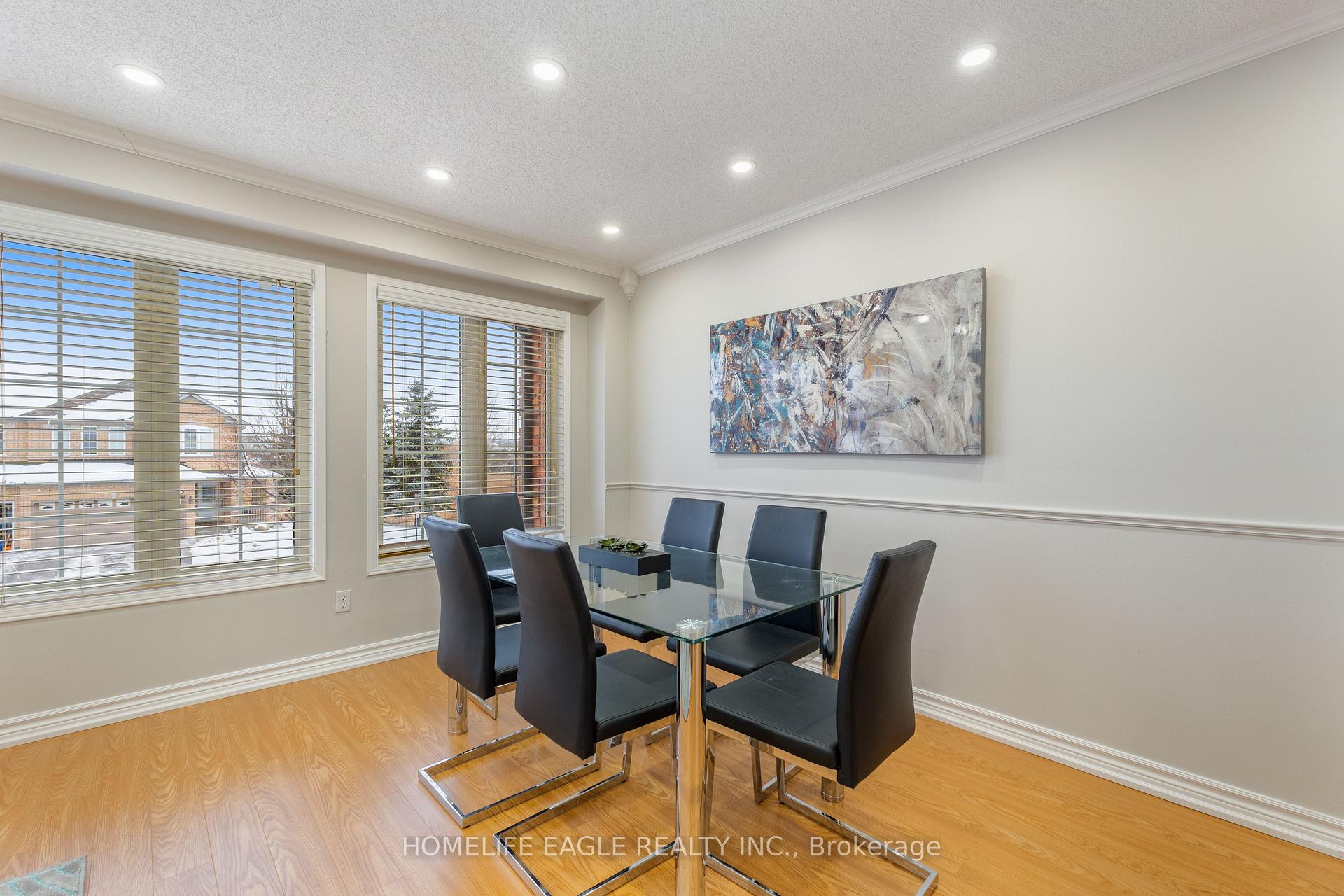 Photo 4 of 71 Millcliff Circle, Aurora, Aurora Grove — HOMEH