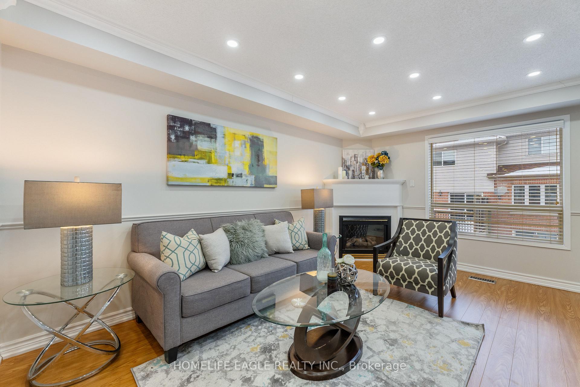Photo 5 of 71 Millcliff Circle, Aurora, Aurora Grove — HOMEH
