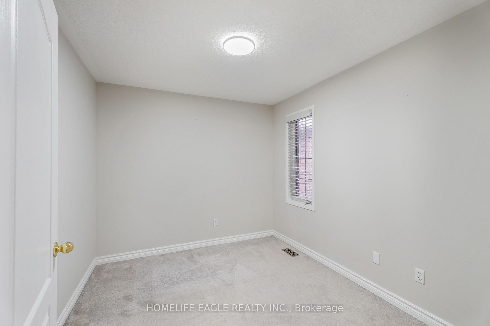 Photo 11 of 71 Millcliff Circle, Aurora, Aurora Grove — HOMEH