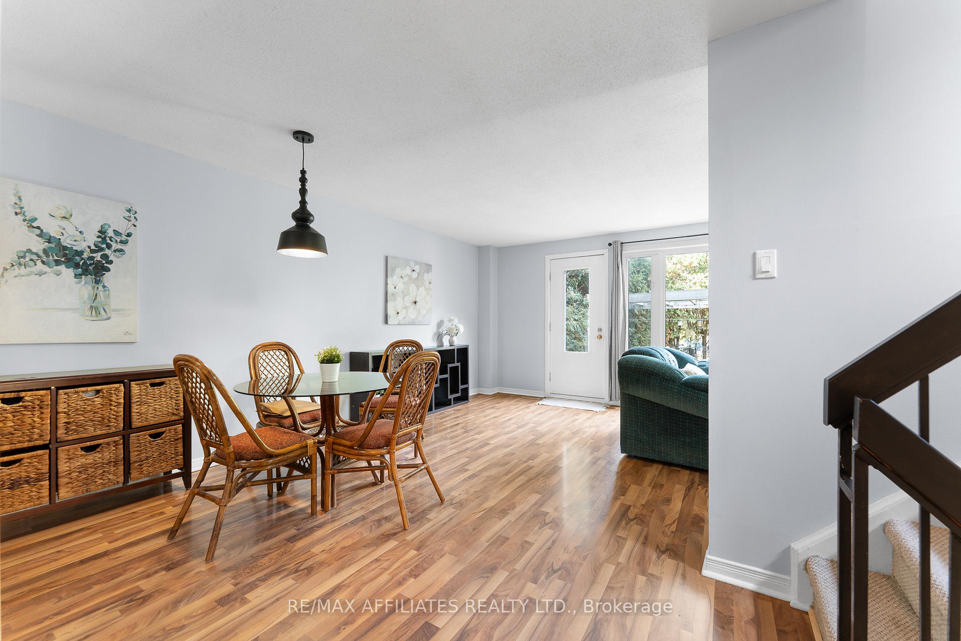 Photo 7 of 2 Tedwyn Drive, Ottawa, Barrhaven - Pheasant Run — HOMEH