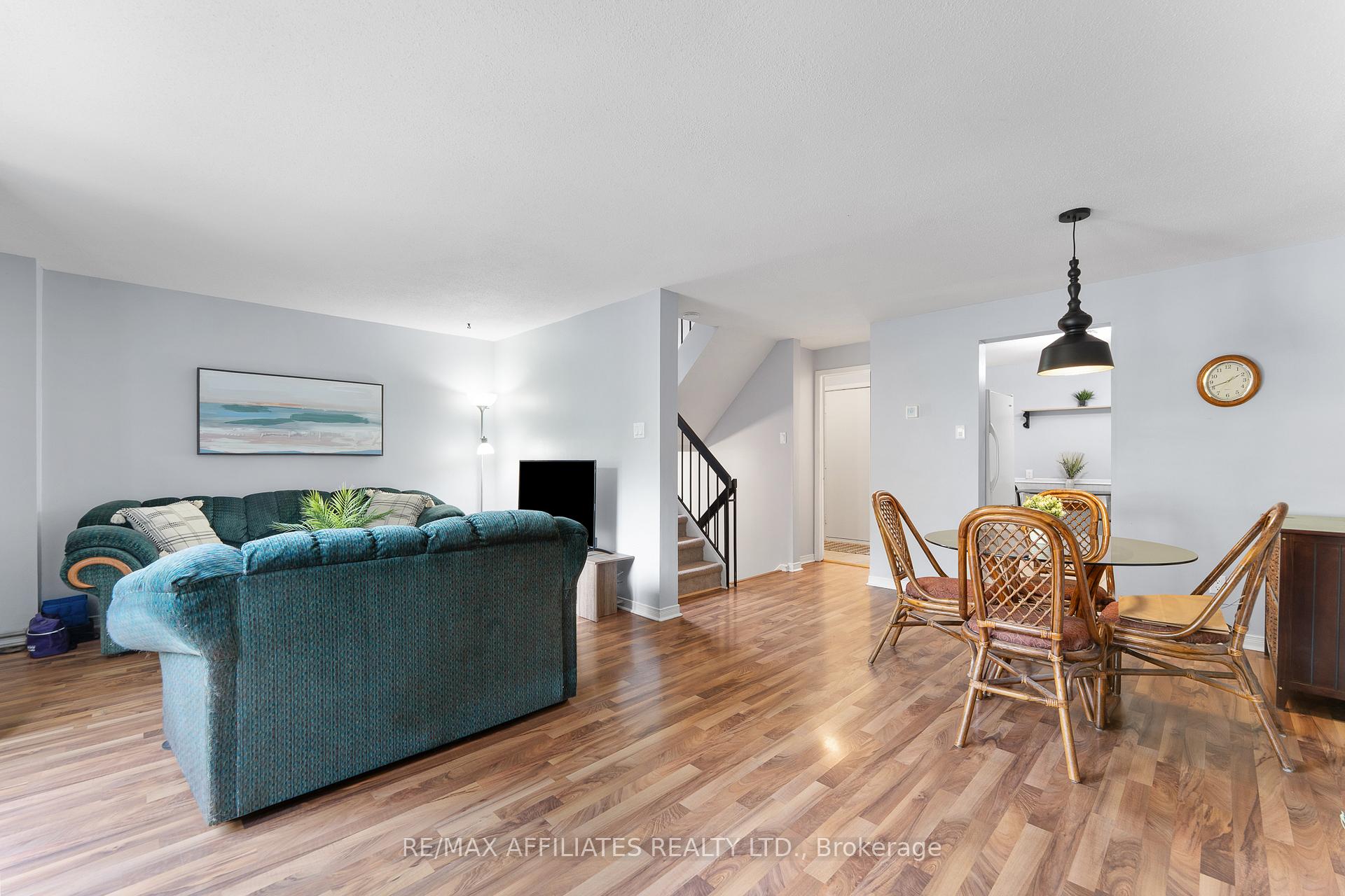 Photo 11 of 2 Tedwyn Drive, Ottawa, Barrhaven - Pheasant Run — HOMEH