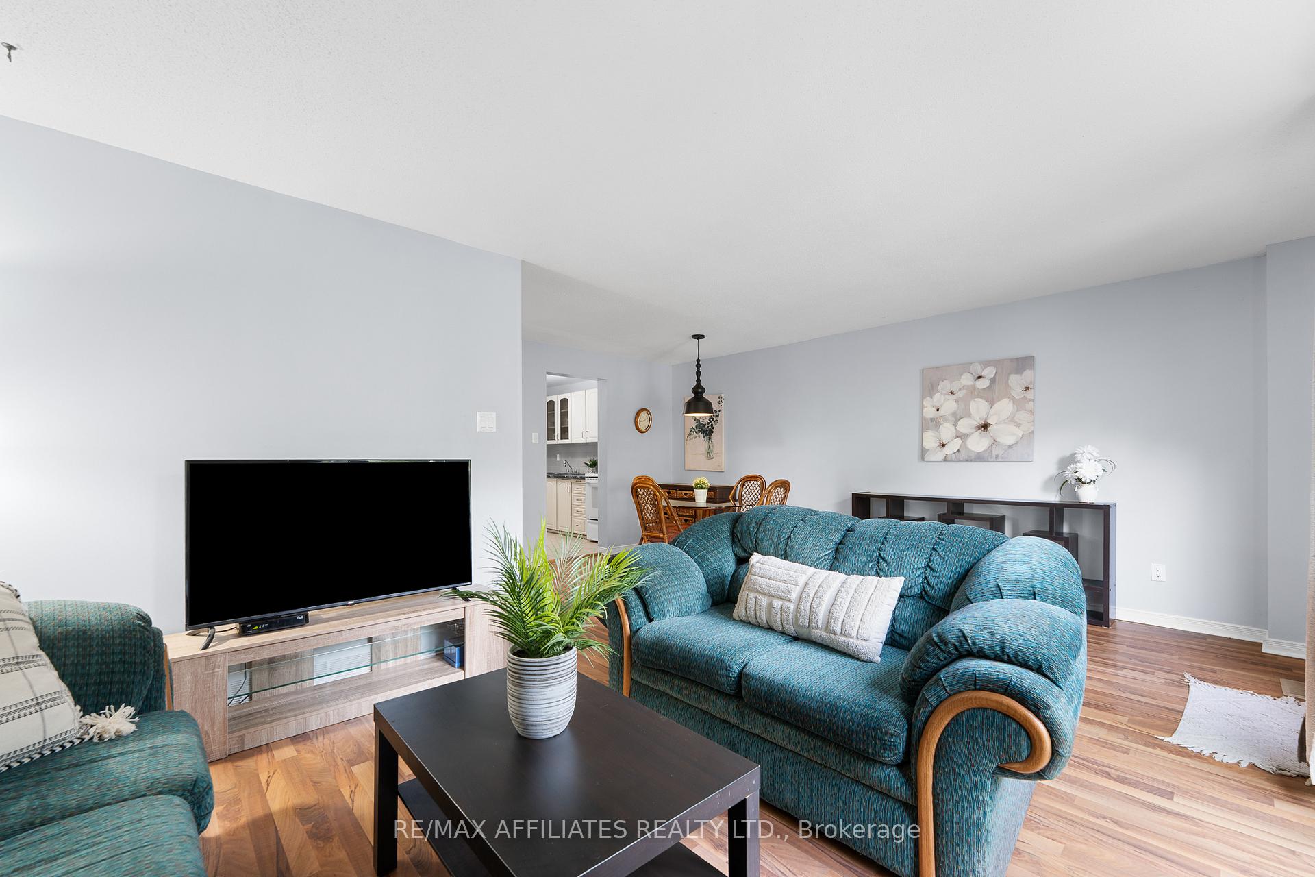 Photo 14 of 2 Tedwyn Drive, Ottawa, Barrhaven - Pheasant Run — HOMEH