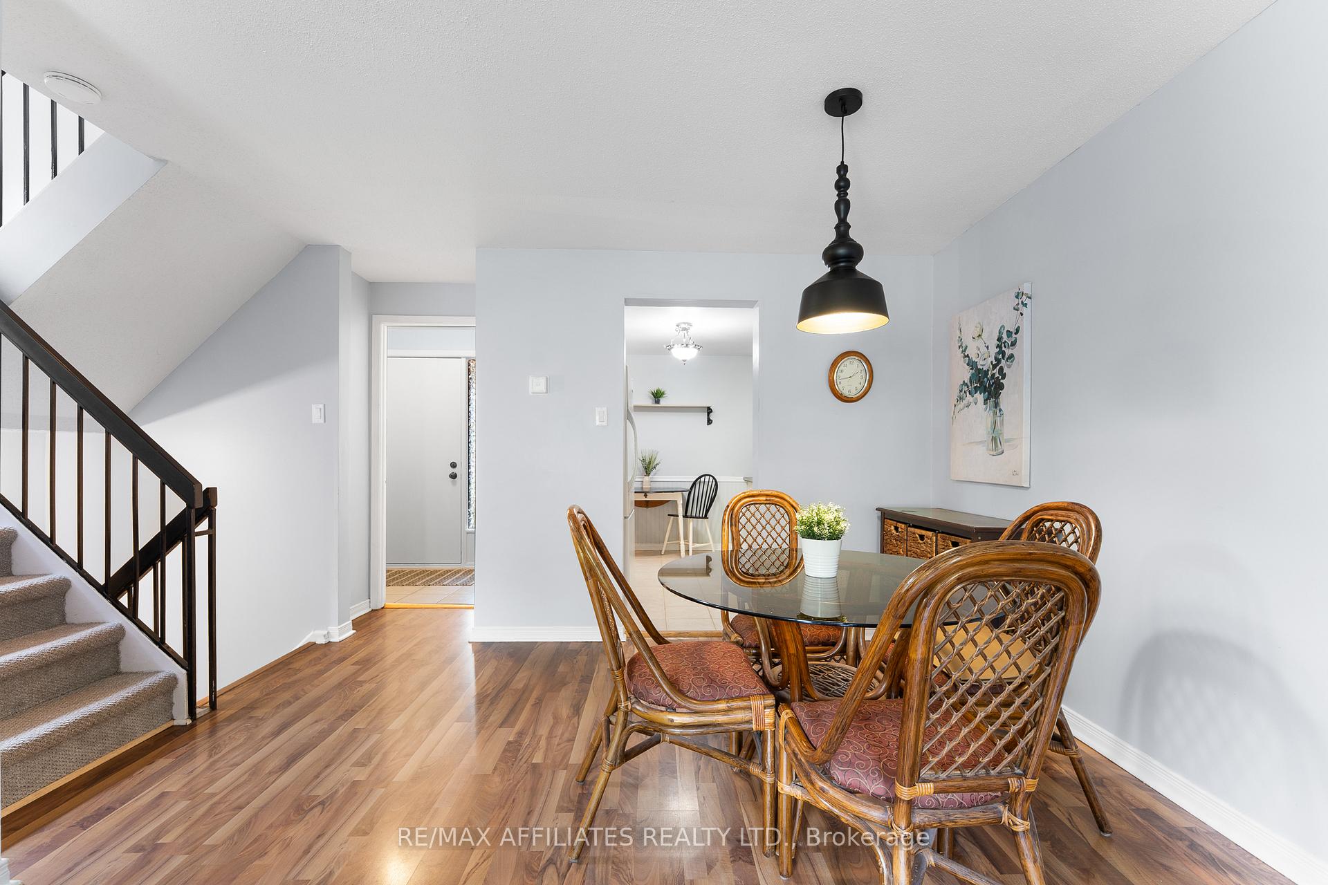 Photo 15 of 2 Tedwyn Drive, Ottawa, Barrhaven - Pheasant Run — HOMEH