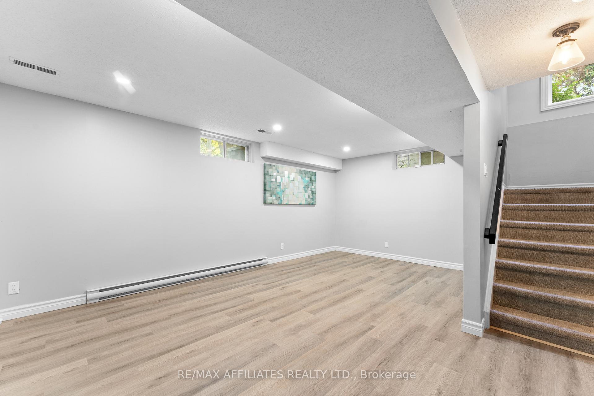 Photo 29 of 2 Tedwyn Drive, Ottawa, Barrhaven - Pheasant Run — HOMEH