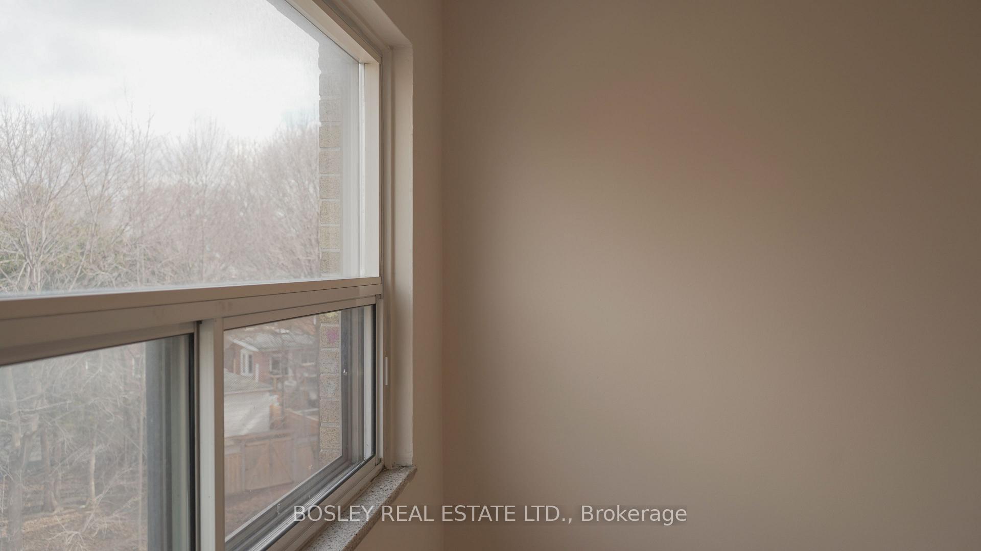 Photo 7 of Unit 406, 970 Eglinton Avenue E, Toronto, Leaside — HOMEH