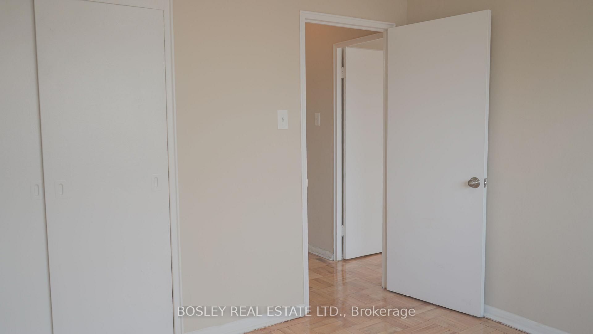 Photo 14 of Unit 406, 970 Eglinton Avenue E, Toronto, Leaside — HOMEH