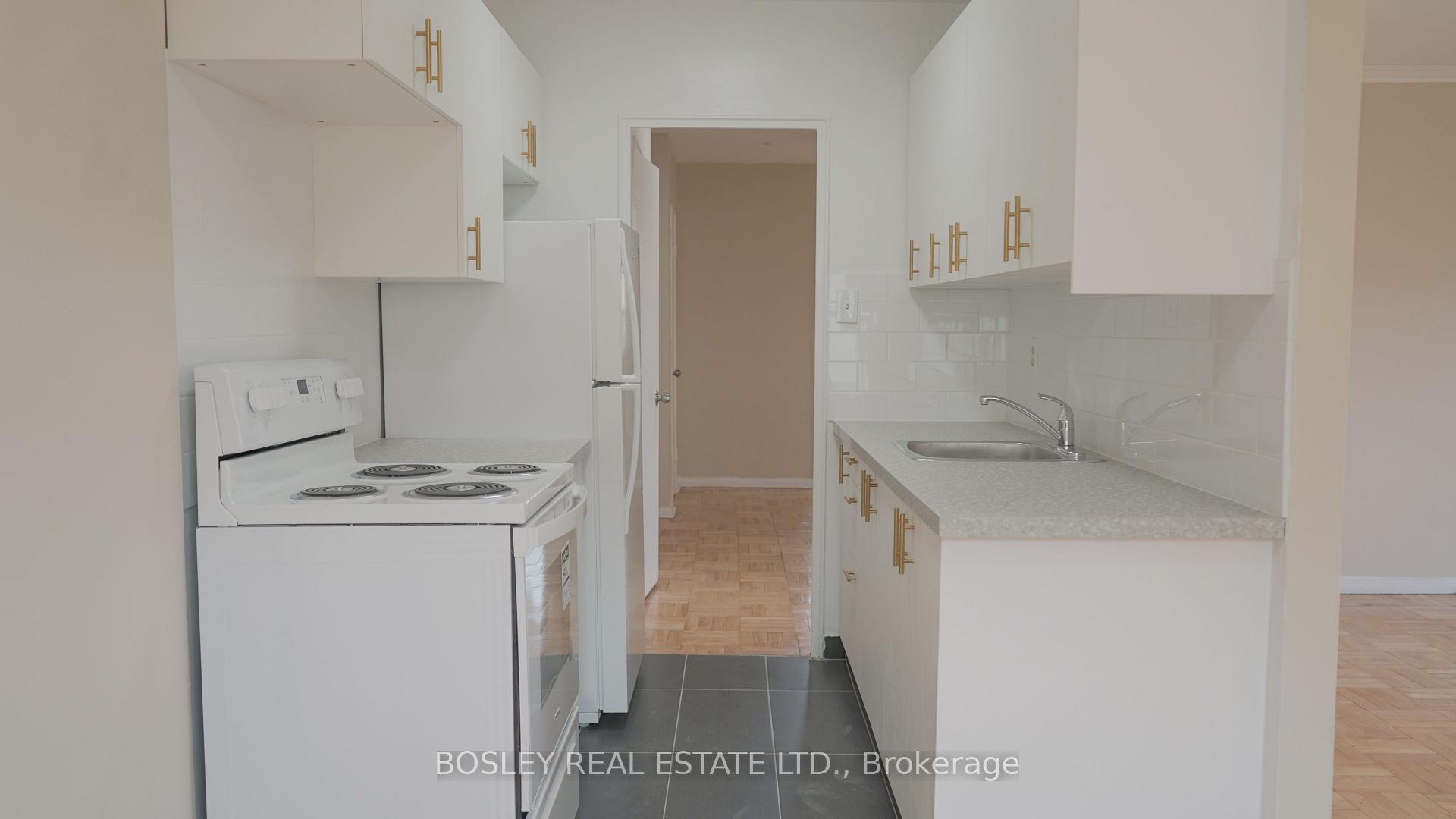 Photo 19 of Unit 406, 970 Eglinton Avenue E, Toronto, Leaside — HOMEH