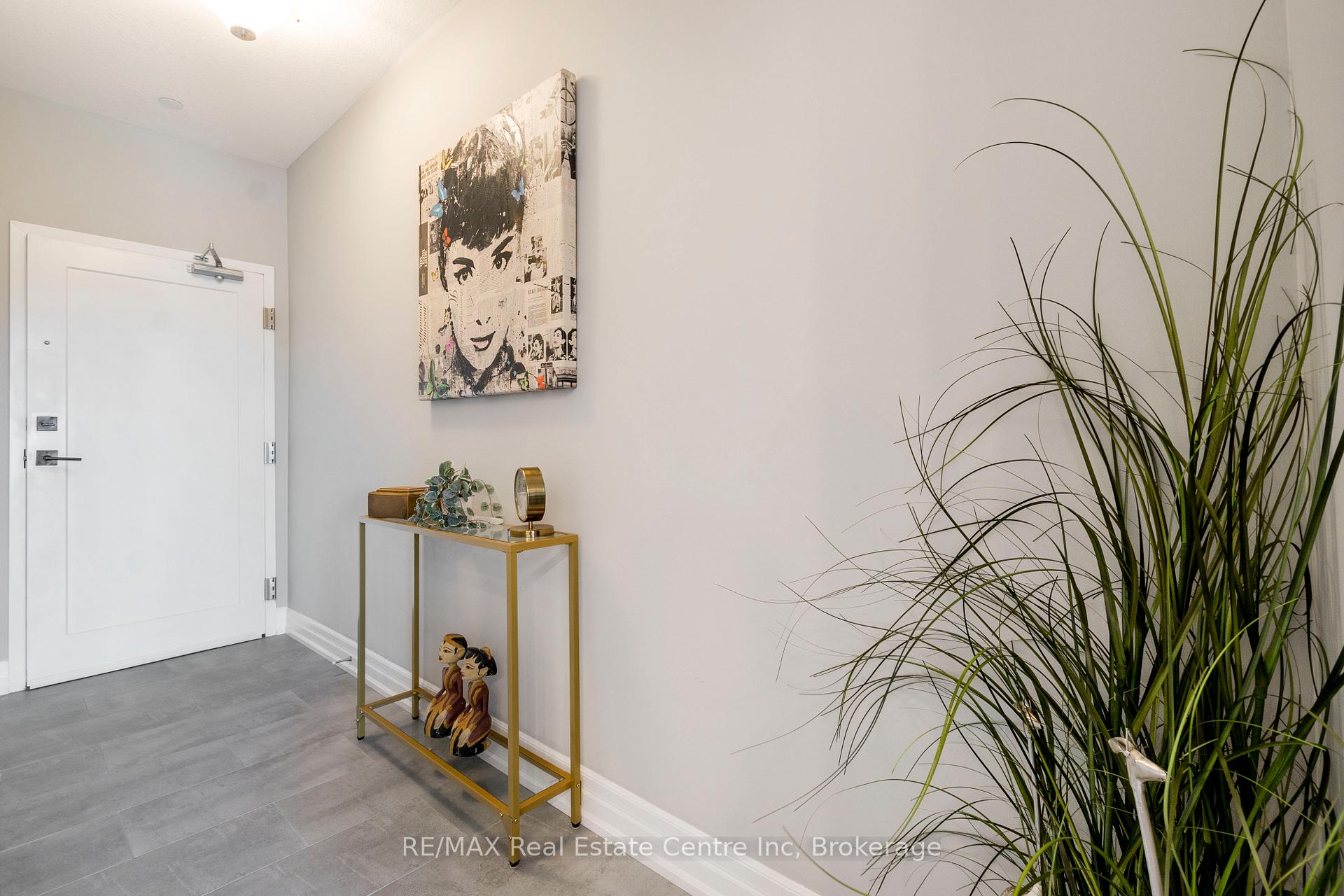 Photo 4 of Unit 414, 1878 Gordon Street, Guelph, Pineridge/Westminster Woods — HOMEH