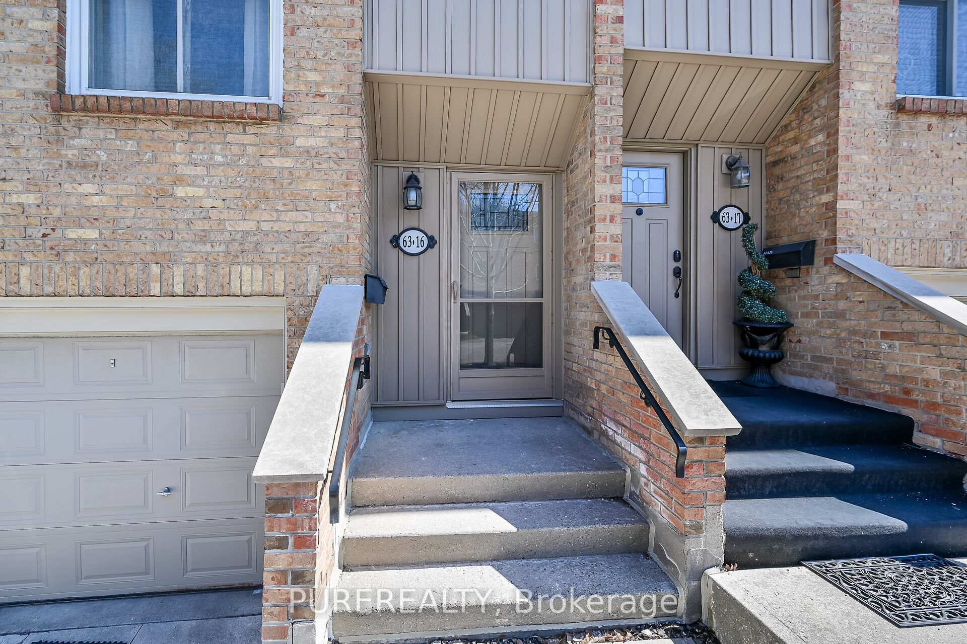 Photo 2 of Unit 16, 63 Fonthill Road, Hamilton, Fessenden — HOMEH