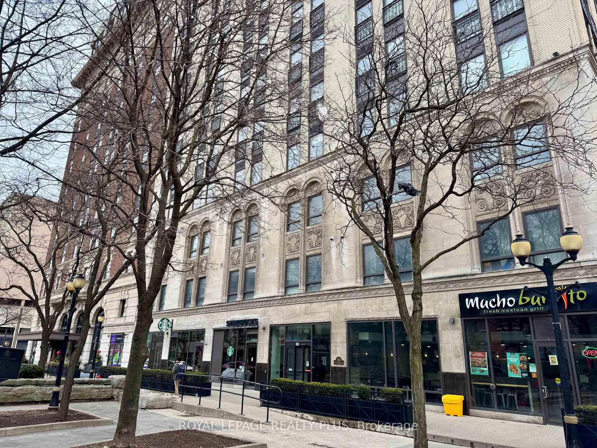 Front of Unit 713, 112 King Street E