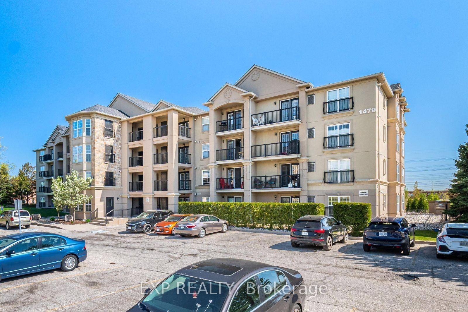 Front of Unit 311, 1479 Maple Avenue