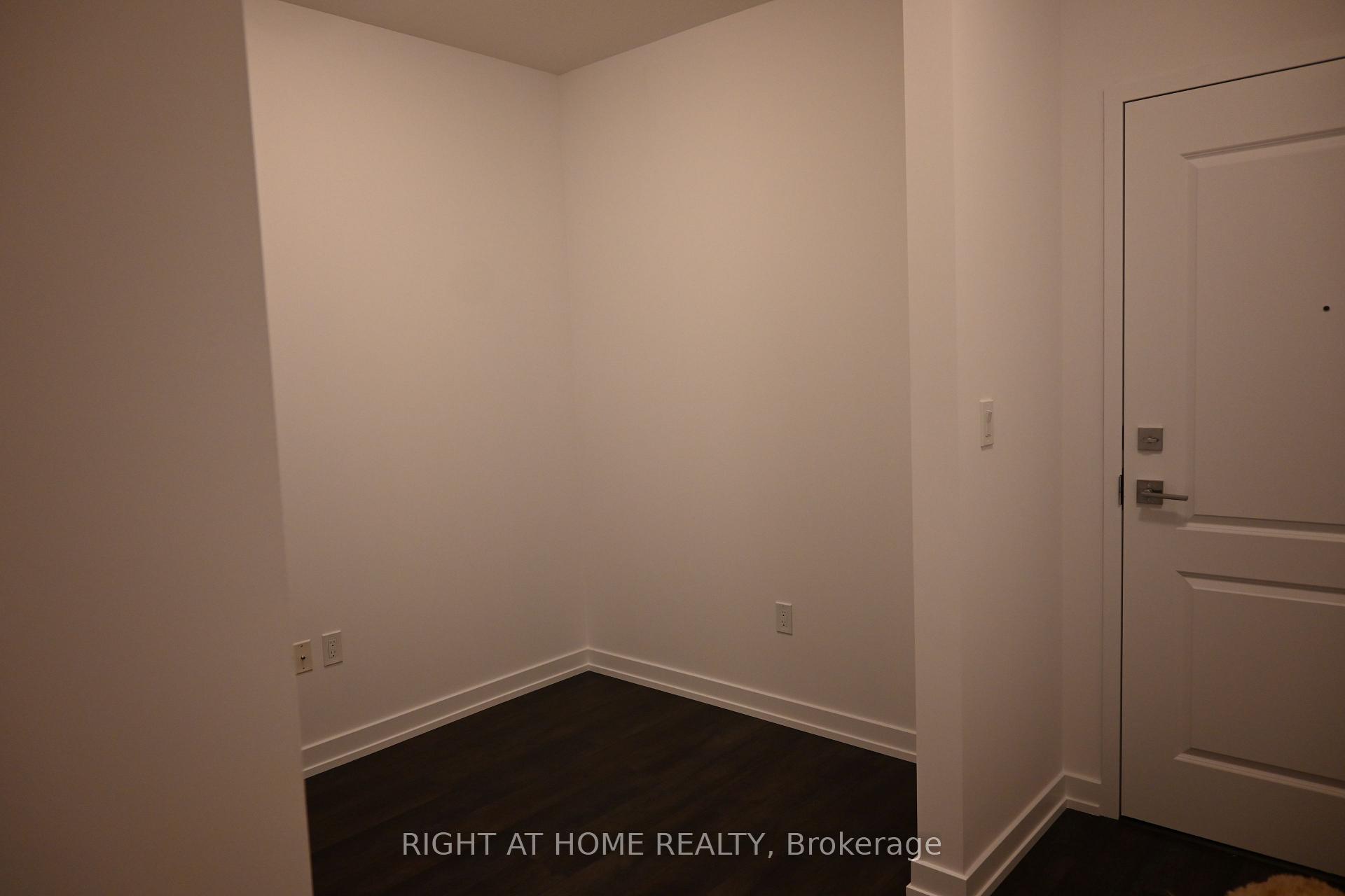 Photo 3 of Unit 1106, 460 Dundas Street E, Hamilton, Waterdown — HOMEH