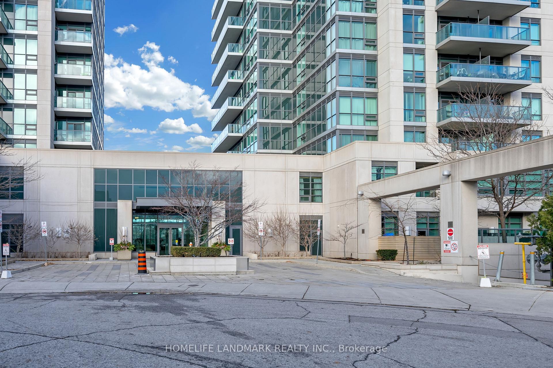 Photo 3 of Unit 1022, 35 Brian Peck Crescent, Toronto, Thorncliffe Park — HOMEH