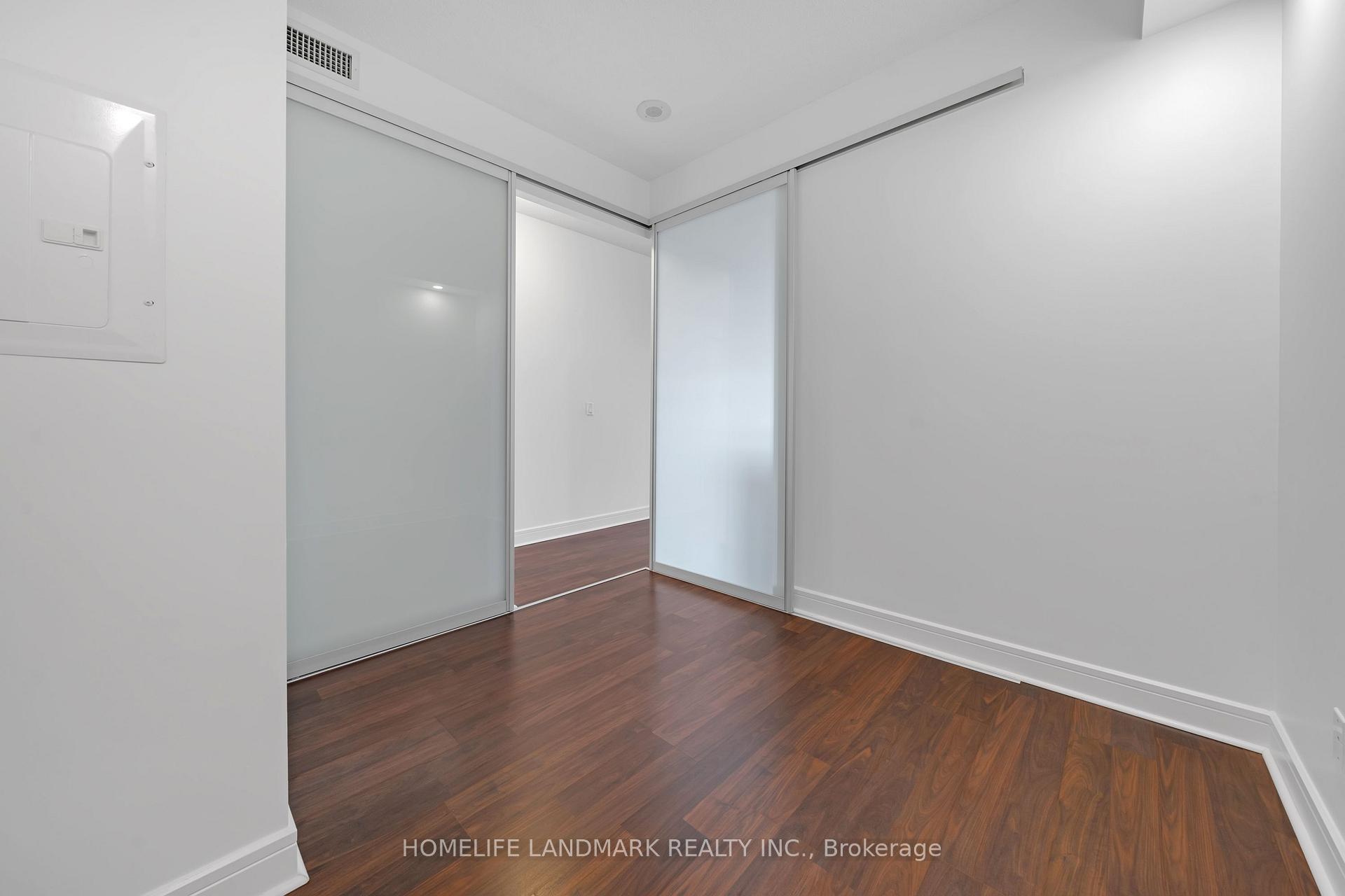 Photo 11 of Unit 1022, 35 Brian Peck Crescent, Toronto, Thorncliffe Park — HOMEH