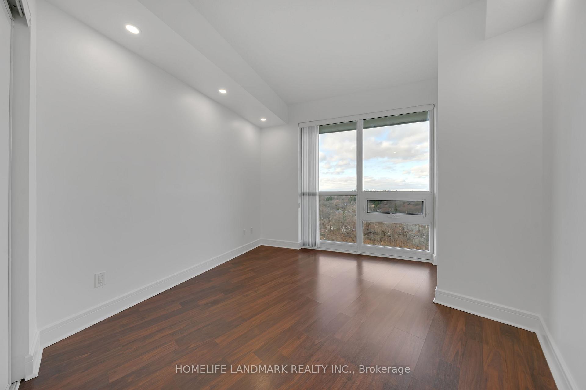 Photo 13 of Unit 1022, 35 Brian Peck Crescent, Toronto, Thorncliffe Park — HOMEH