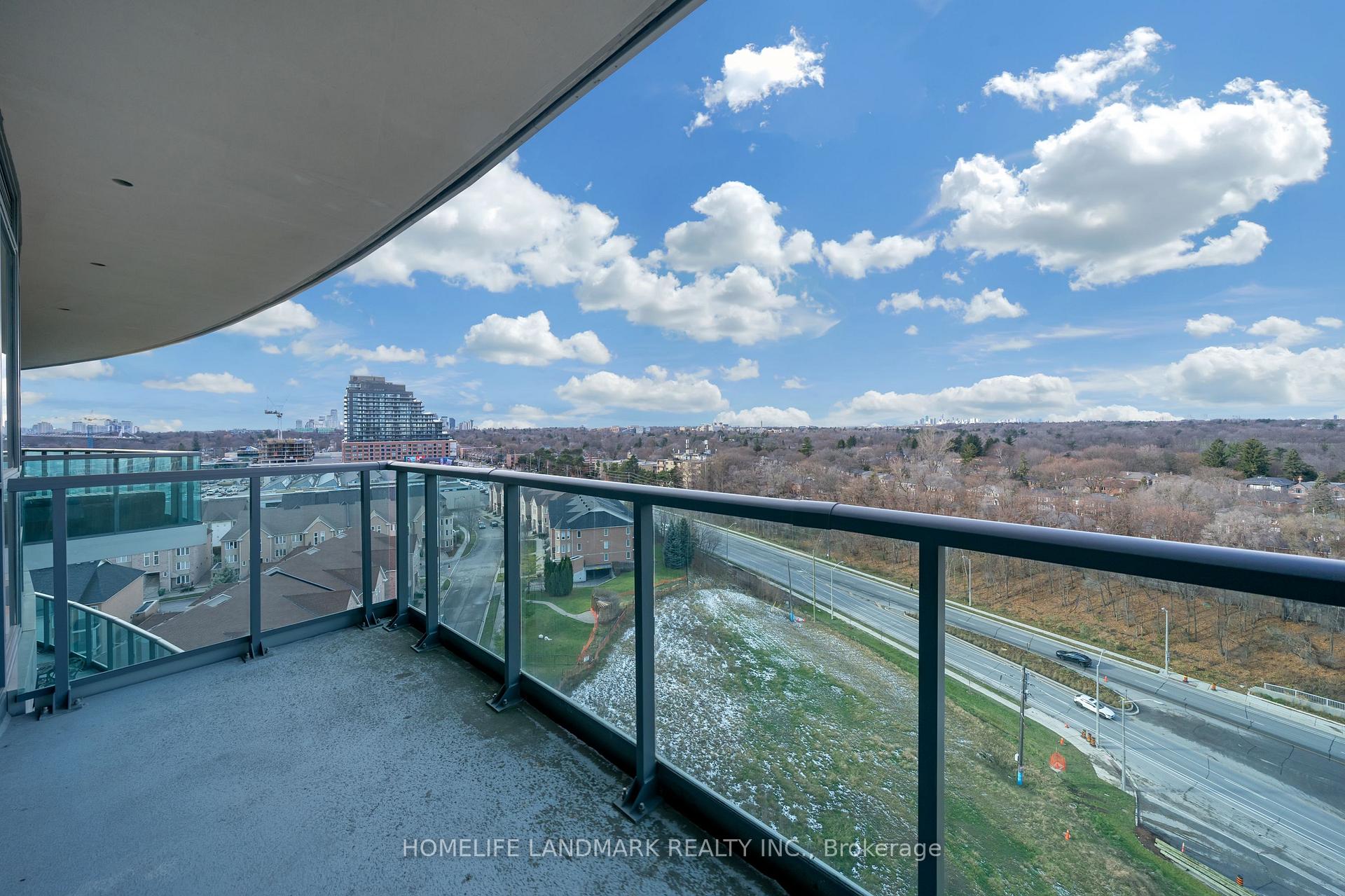 Photo 17 of Unit 1022, 35 Brian Peck Crescent, Toronto, Thorncliffe Park — HOMEH