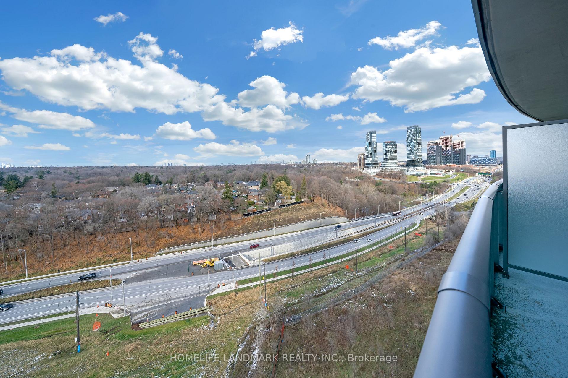 Photo 19 of Unit 1022, 35 Brian Peck Crescent, Toronto, Thorncliffe Park — HOMEH