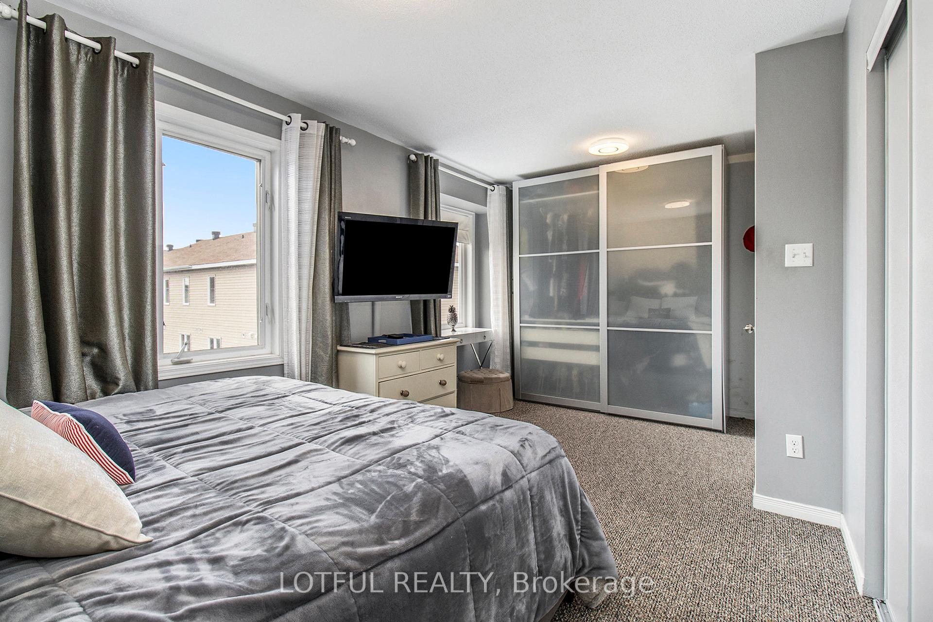 Photo 11 of 407 Sadar Private, Ottawa, Barrhaven - Cedargrove/Fraserdale — HOMEH