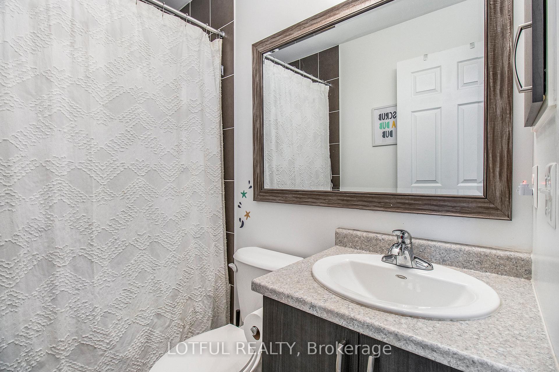 Photo 15 of 407 Sadar Private, Ottawa, Barrhaven - Cedargrove/Fraserdale — HOMEH