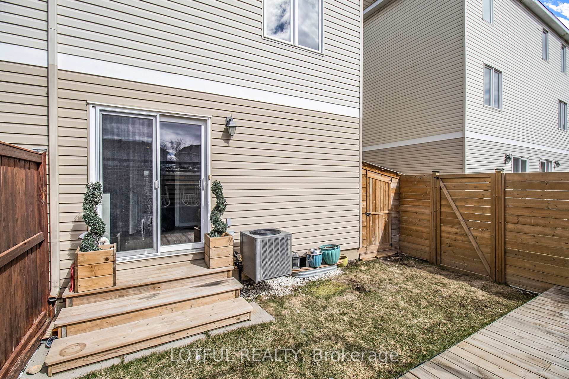 Photo 19 of 407 Sadar Private, Ottawa, Barrhaven - Cedargrove/Fraserdale — HOMEH