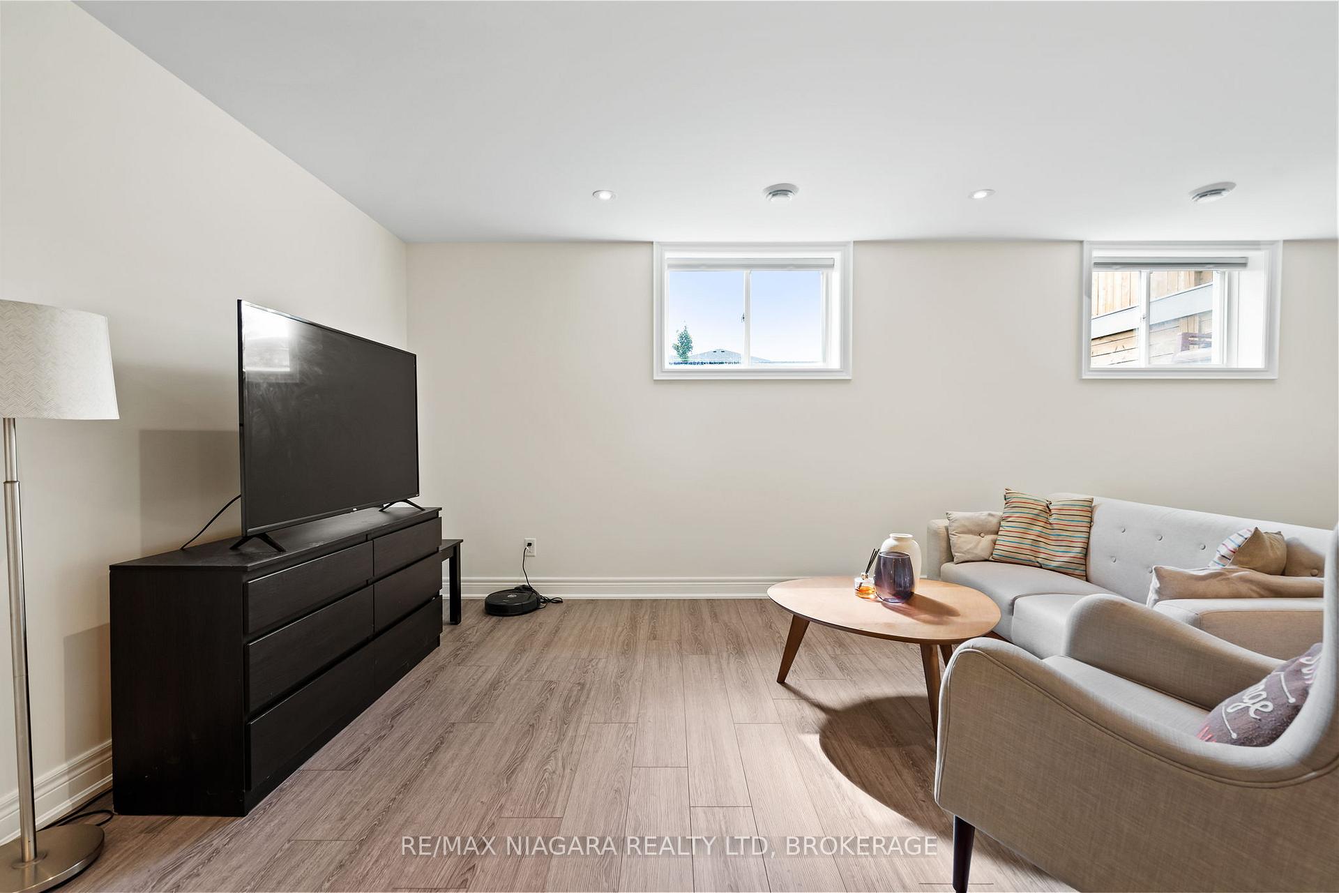 Photo 26 of Unit 30, 154 Port Robinson Road, Pelham, Fonthill — HOMEH