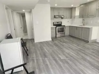 Photo 1 of 8 Benhurst Crescent, Brampton, Northwest Brampton — HOMEH