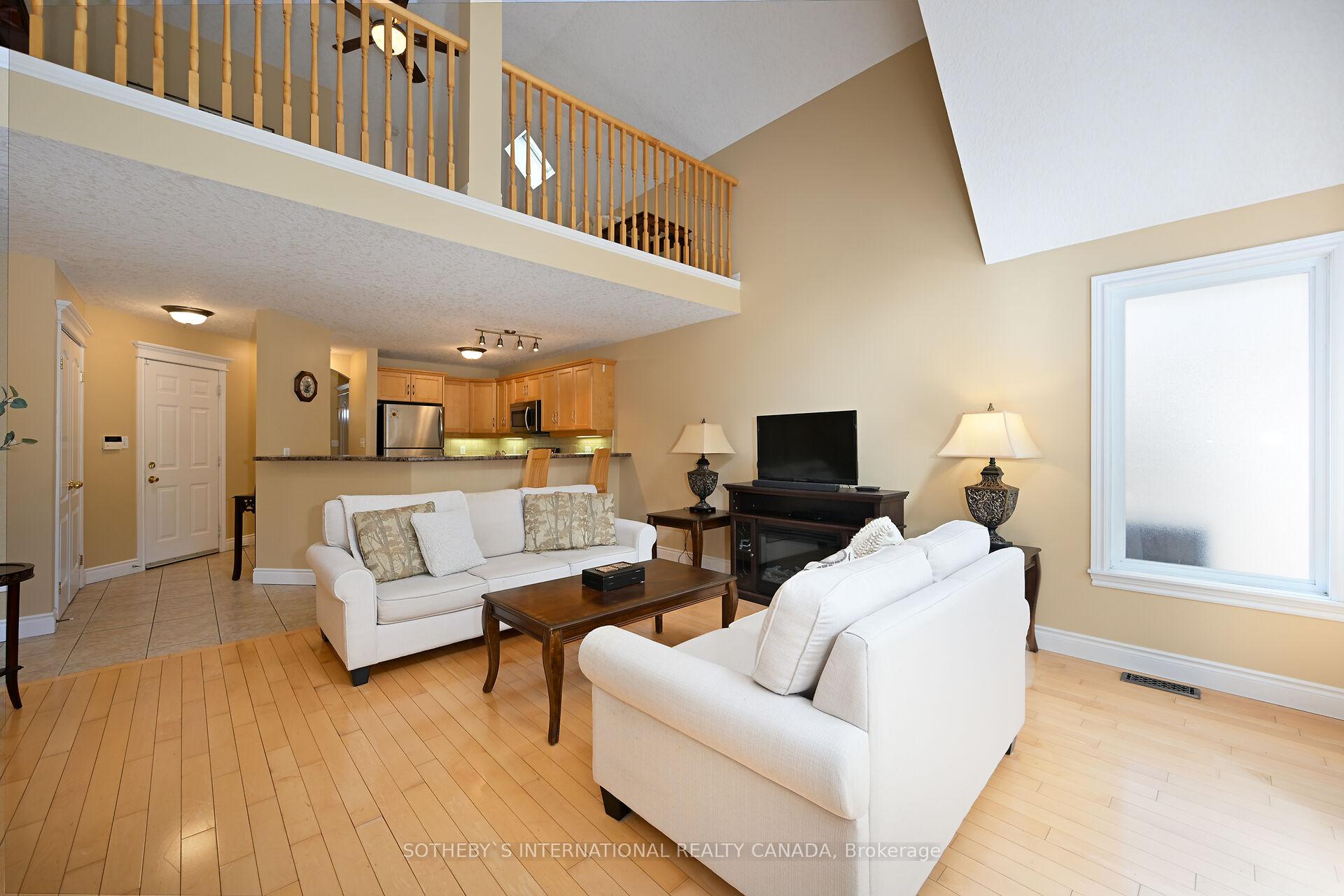 Photo 6 of Unit 22, 165 Terraview Crescent, Guelph, Kortright West — HOMEH