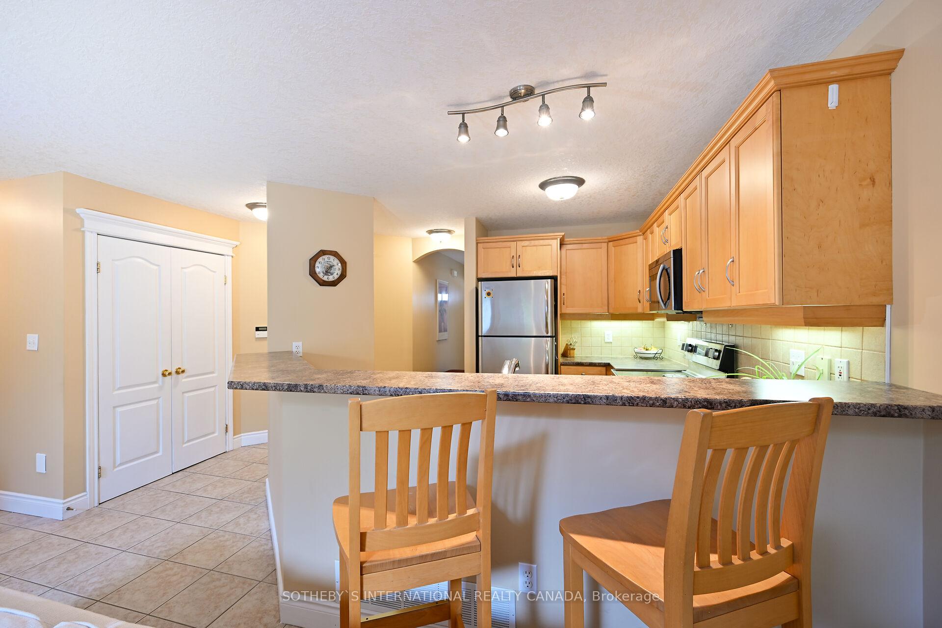 Photo 12 of Unit 22, 165 Terraview Crescent, Guelph, Kortright West — HOMEH