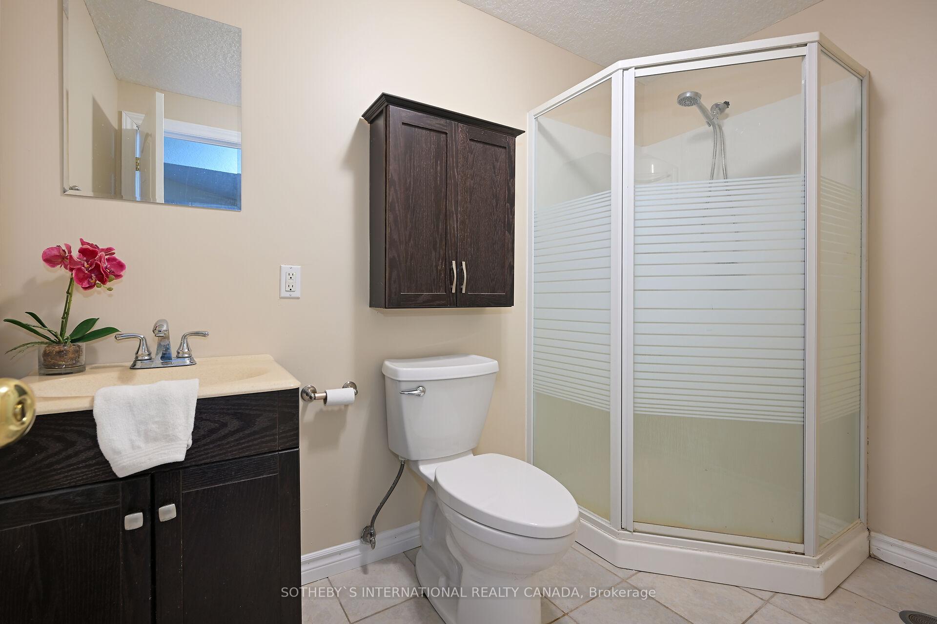 Photo 32 of Unit 22, 165 Terraview Crescent, Guelph, Kortright West — HOMEH