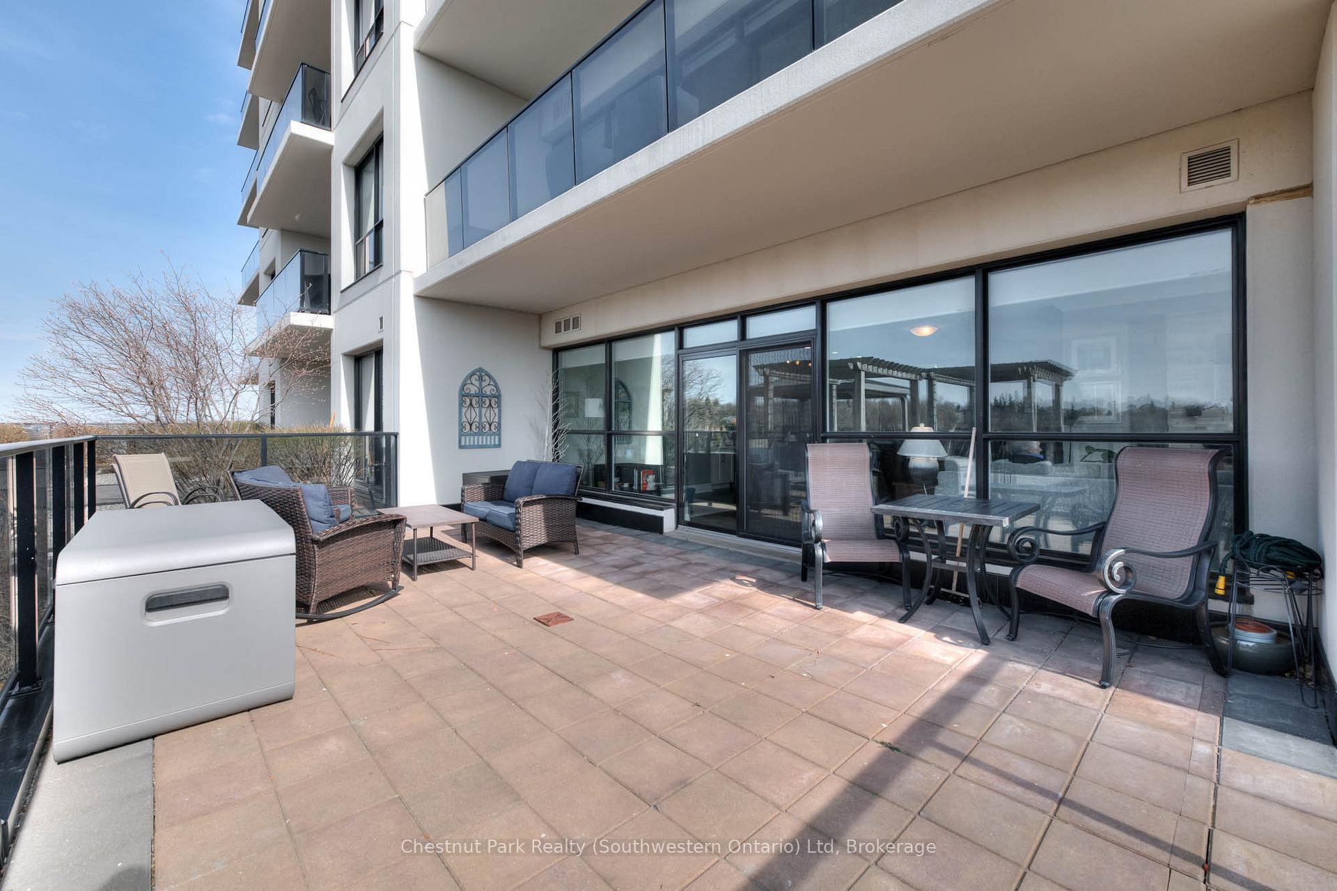 Photo 14 of Unit 702, 150 Wellington Street E, Guelph, Downtown — HOMEH