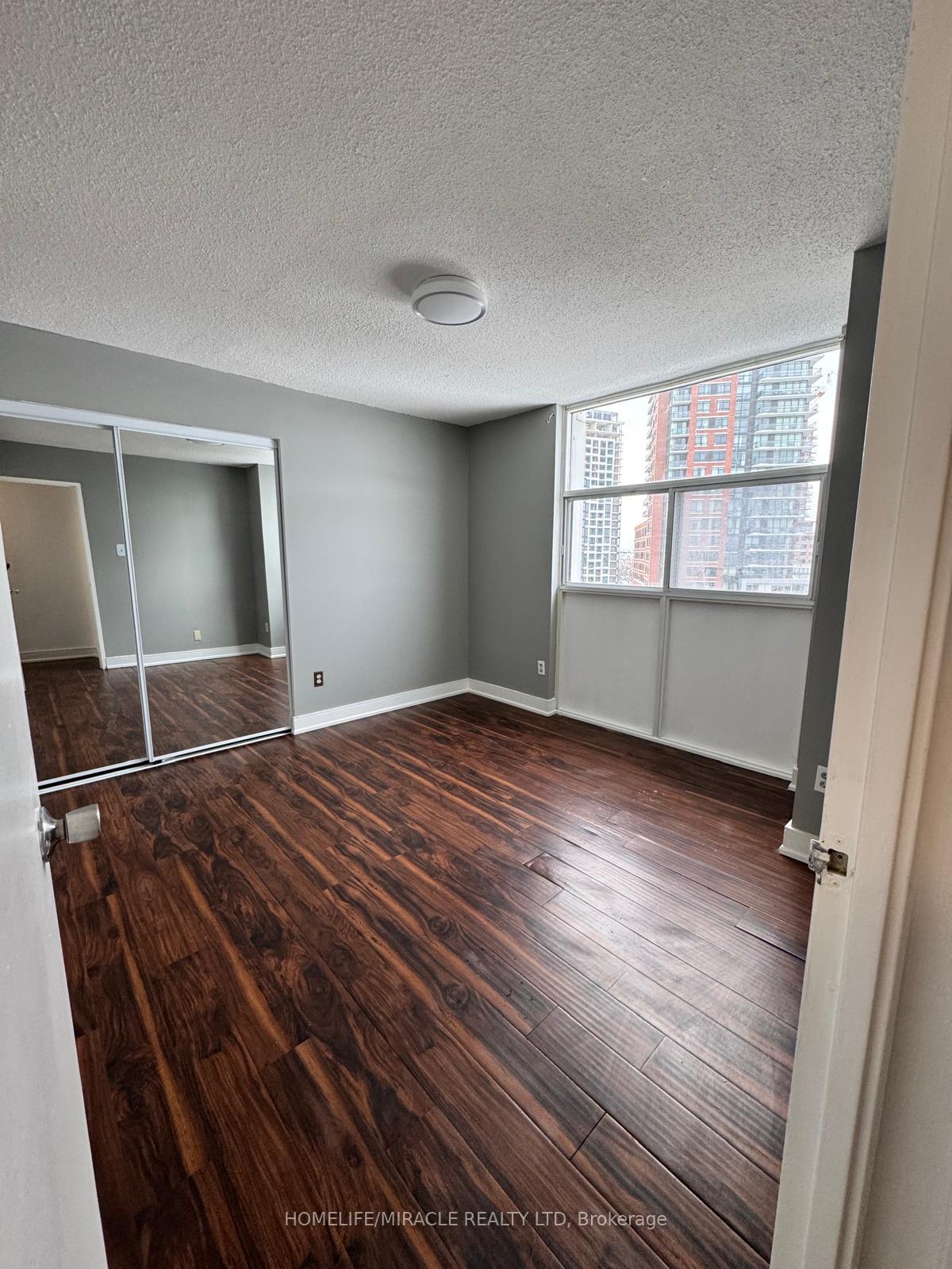 Photo 9 of Unit 712, 66 Falby Crescent, Ajax, South East — HOMEH