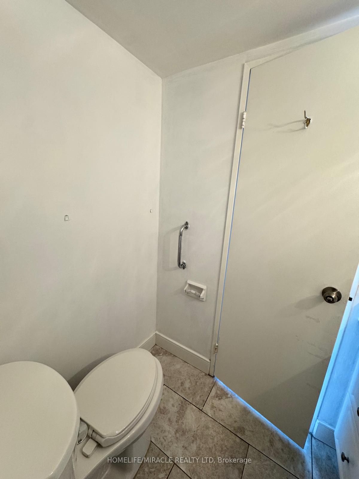 Photo 19 of Unit 712, 66 Falby Crescent, Ajax, South East — HOMEH