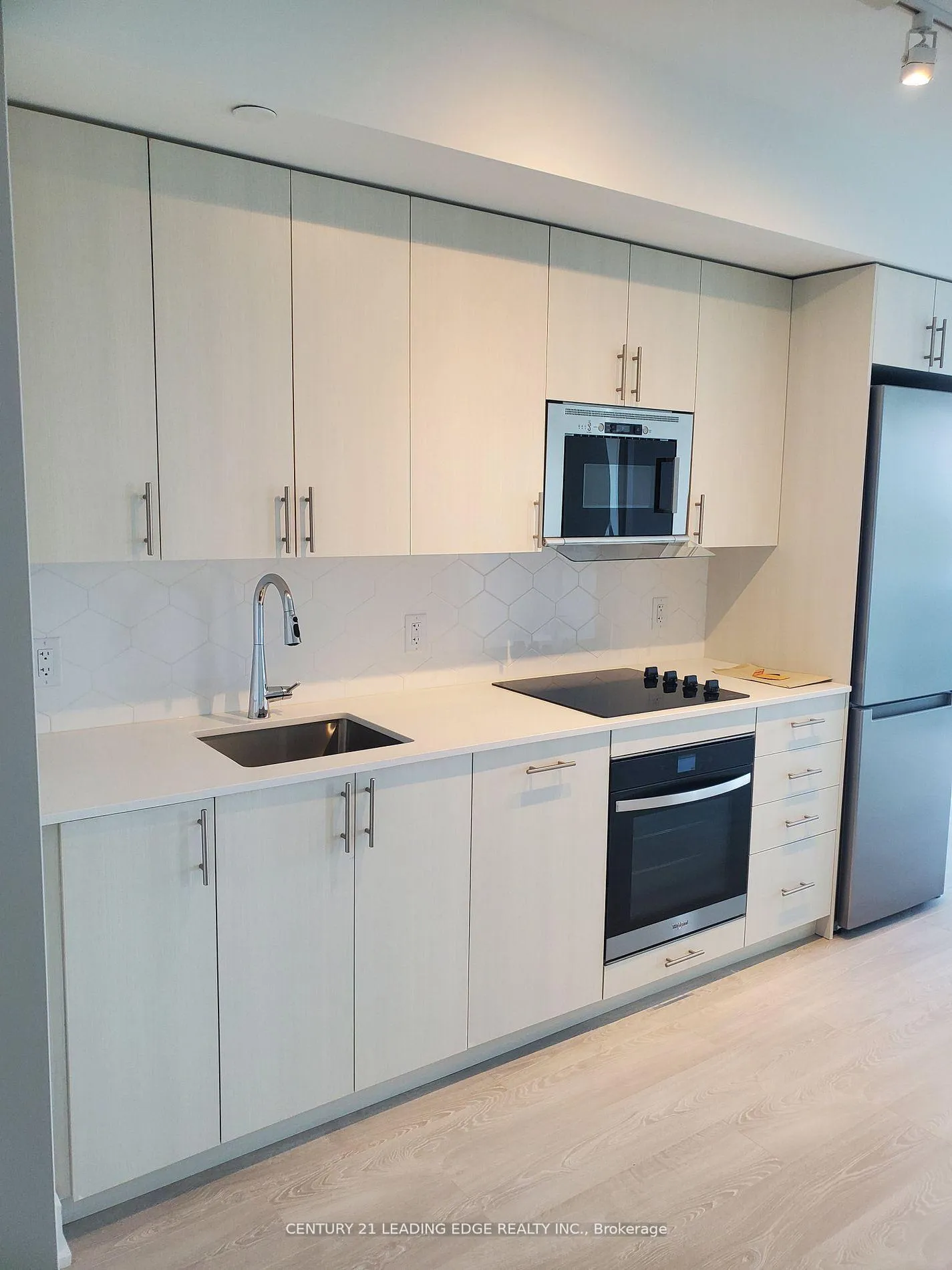 Photo 5 of Unit 1236, 2545 Simcoe Street N, Oshawa, Windfields — HOMEH
