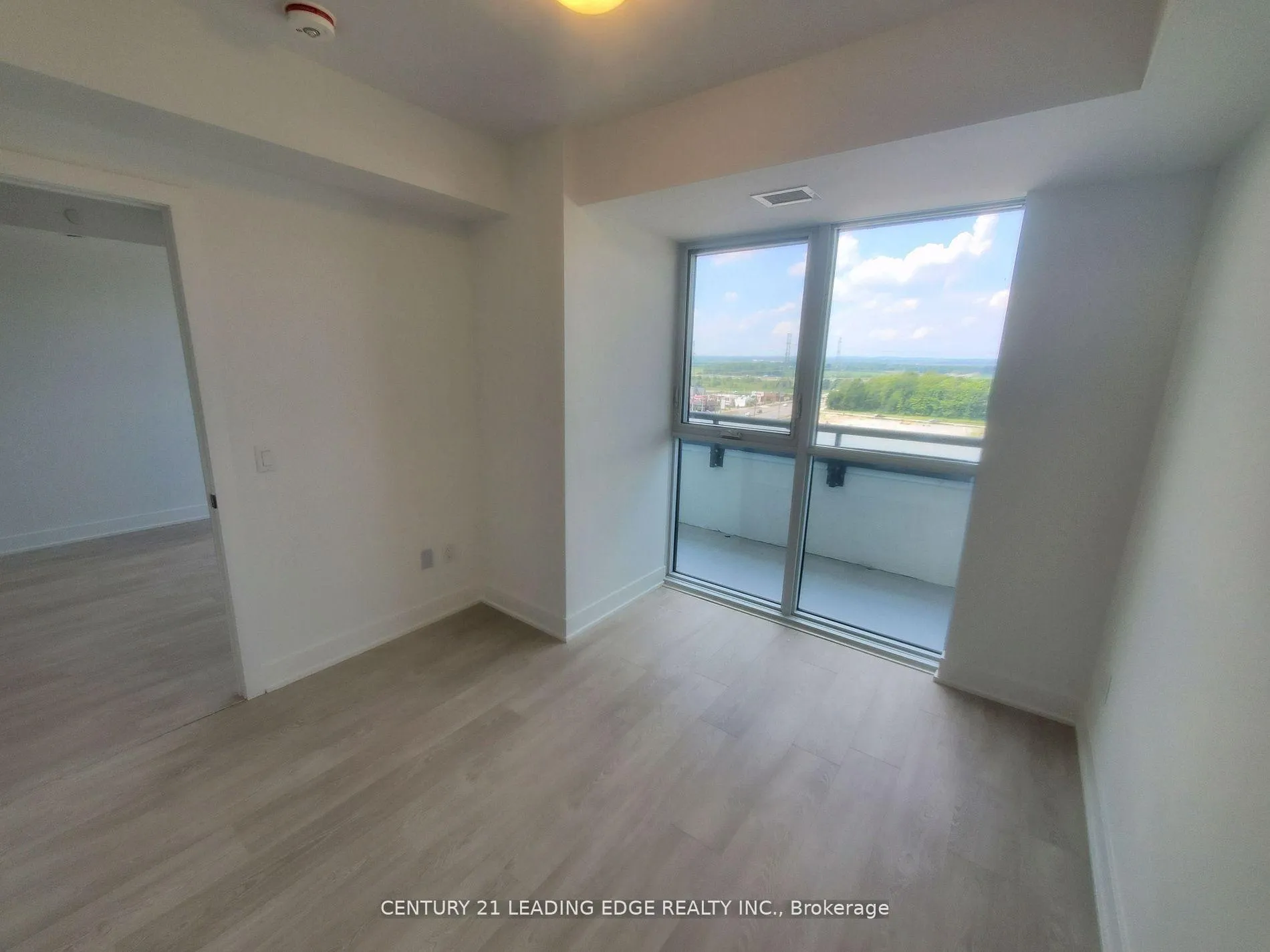 Photo 17 of Unit 1236, 2545 Simcoe Street N, Oshawa, Windfields — HOMEH