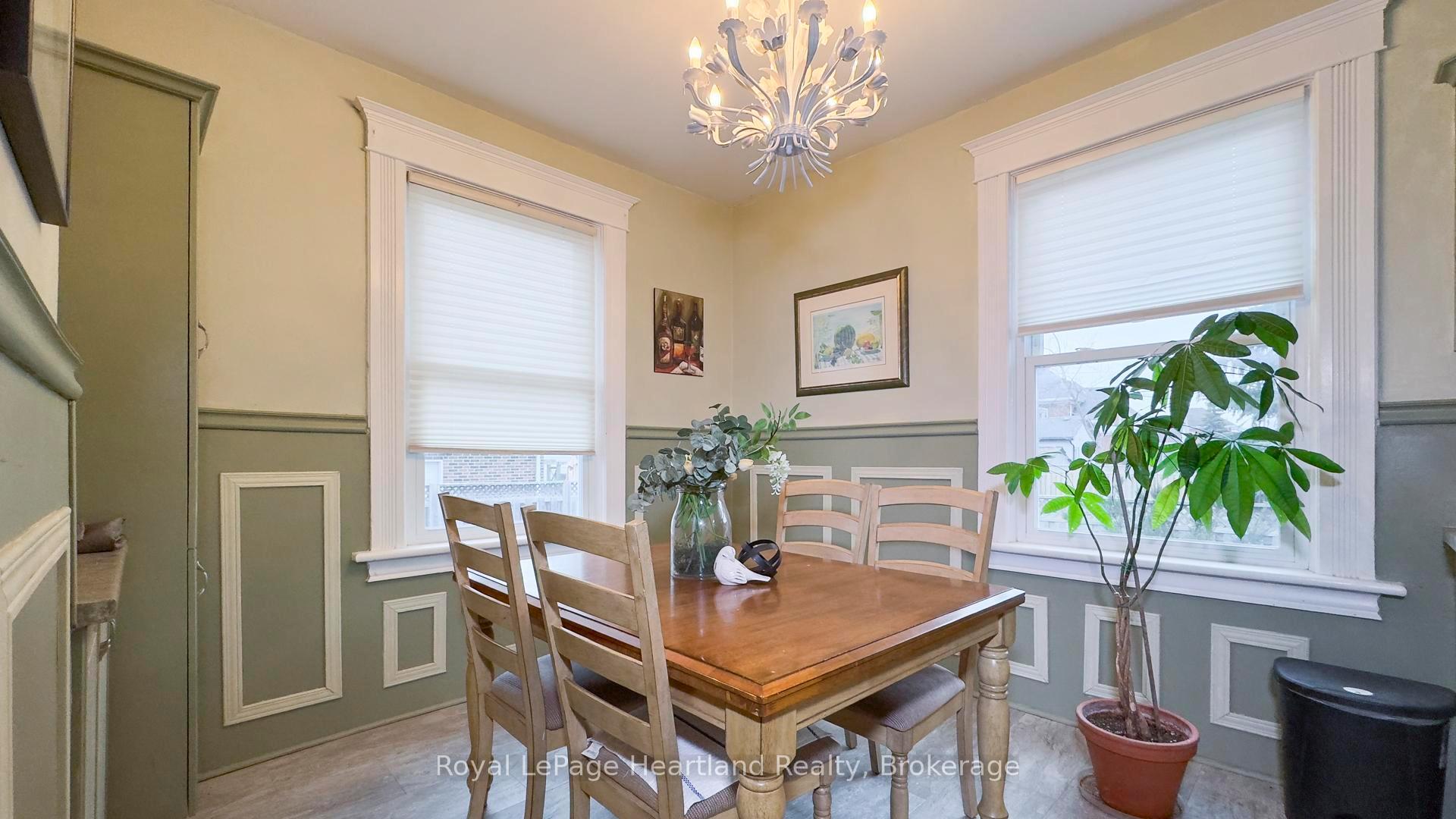 Photo 16 of 123 Keays Street, Goderich, Goderich (Town) — HOMEH