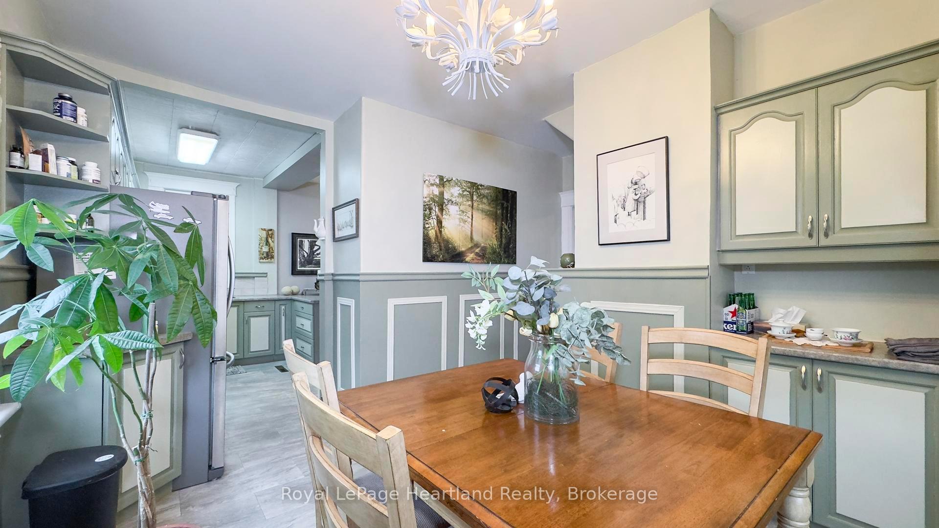 Photo 17 of 123 Keays Street, Goderich, Goderich (Town) — HOMEH