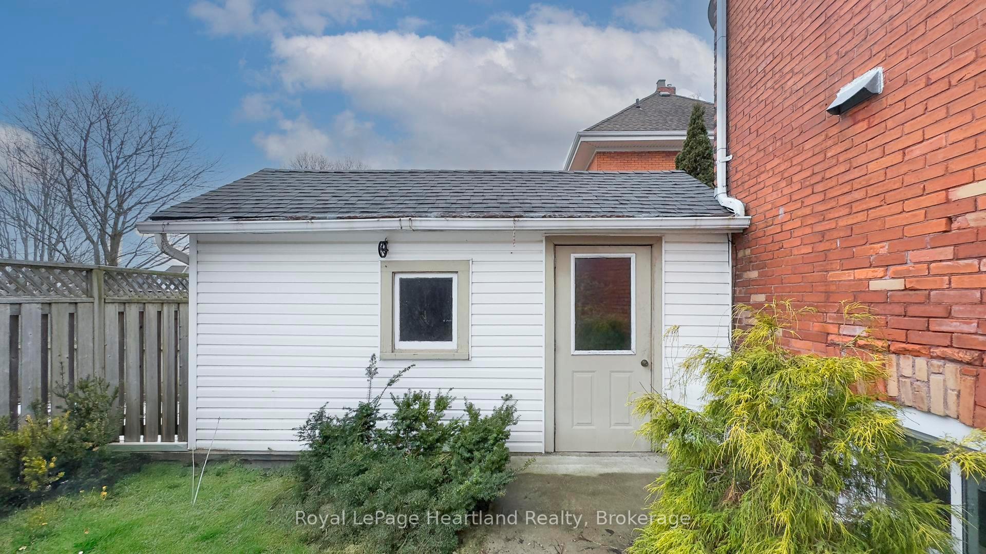 Photo 33 of 123 Keays Street, Goderich, Goderich (Town) — HOMEH