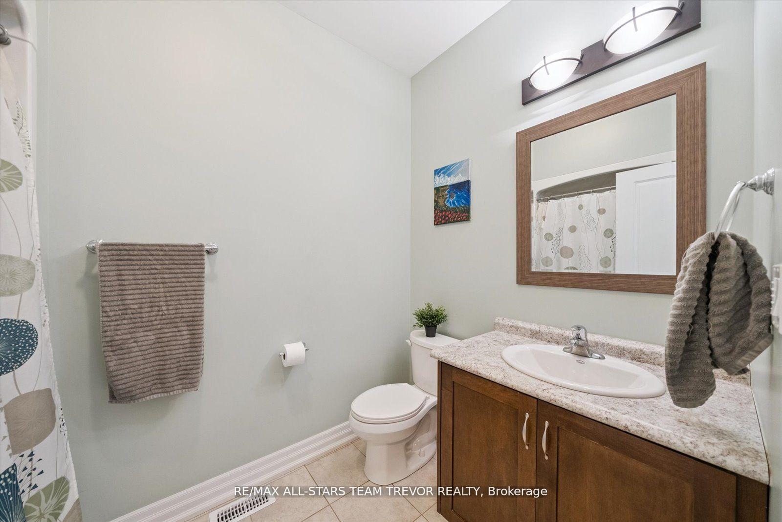 Photo 10 of 187 Riverbank Drive, Georgina, Pefferlaw — HOMEH