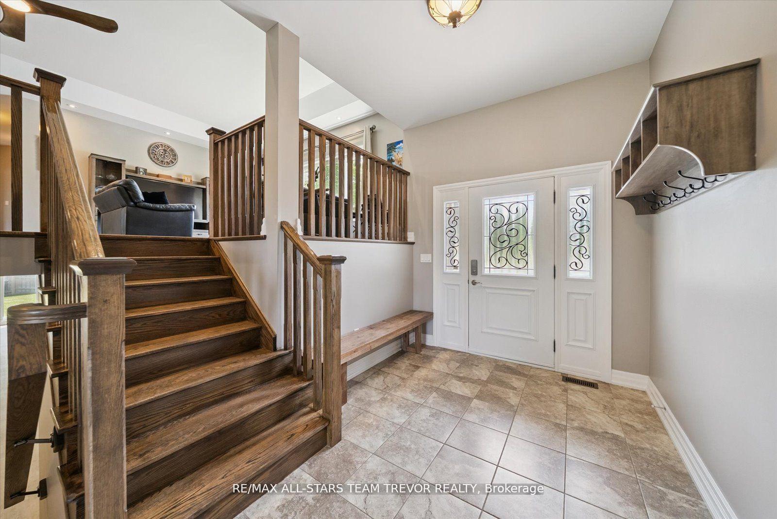 Photo 21 of 187 Riverbank Drive, Georgina, Pefferlaw — HOMEH