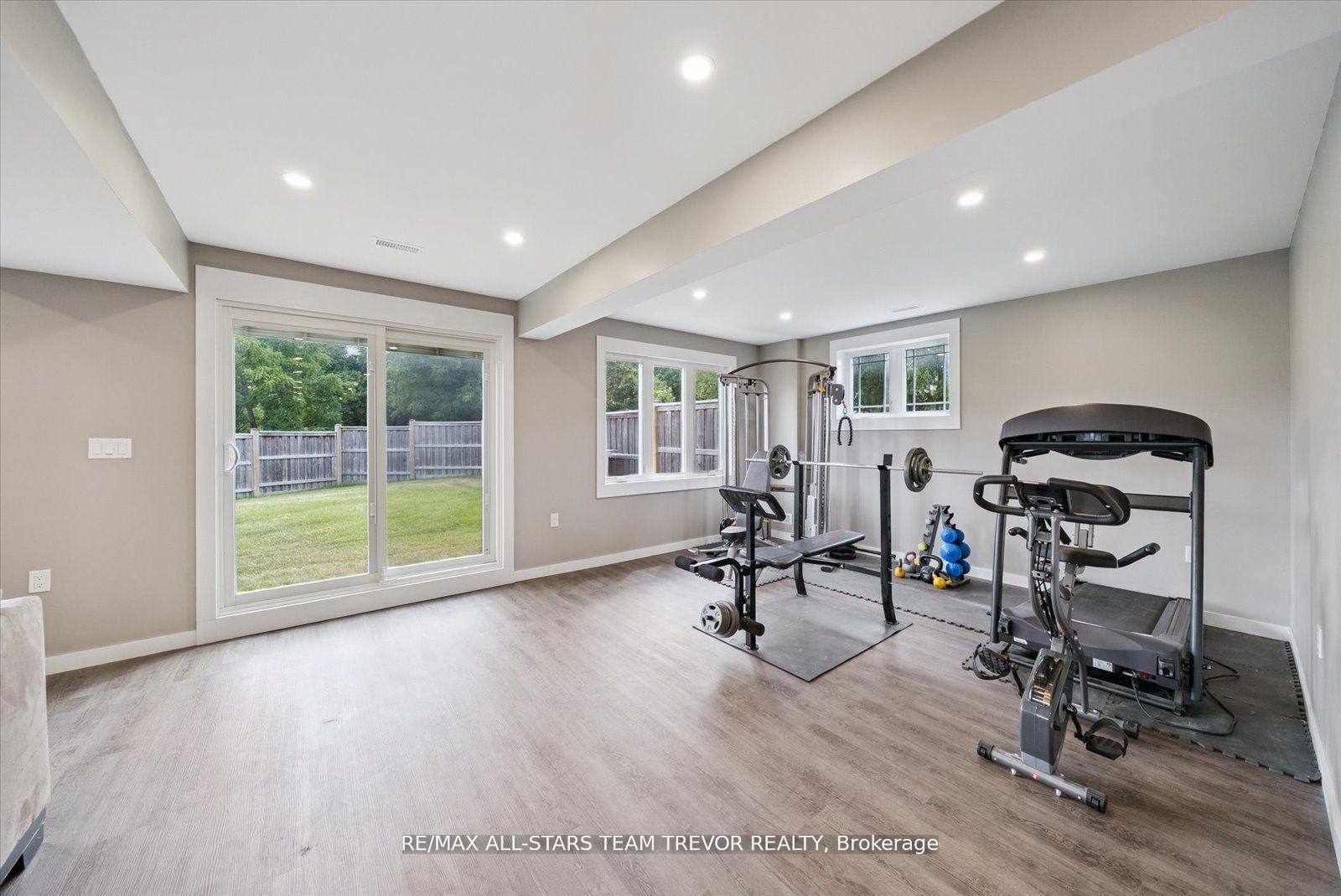 Photo 25 of 187 Riverbank Drive, Georgina, Pefferlaw — HOMEH