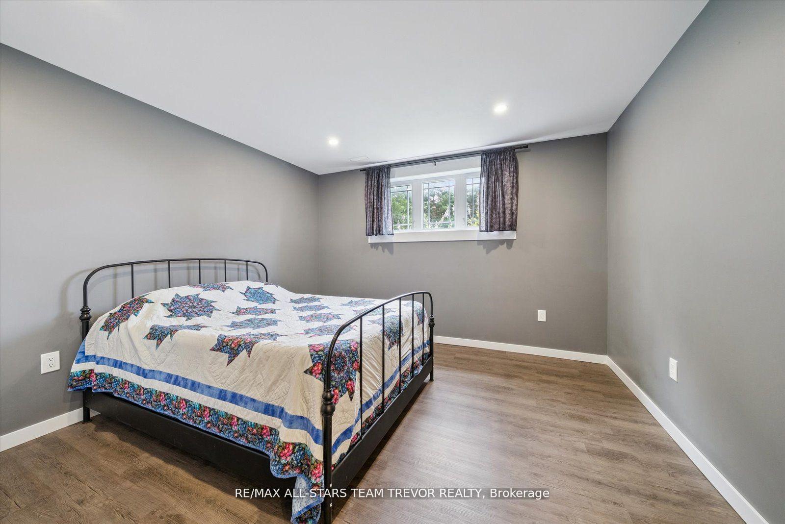 Photo 26 of 187 Riverbank Drive, Georgina, Pefferlaw — HOMEH