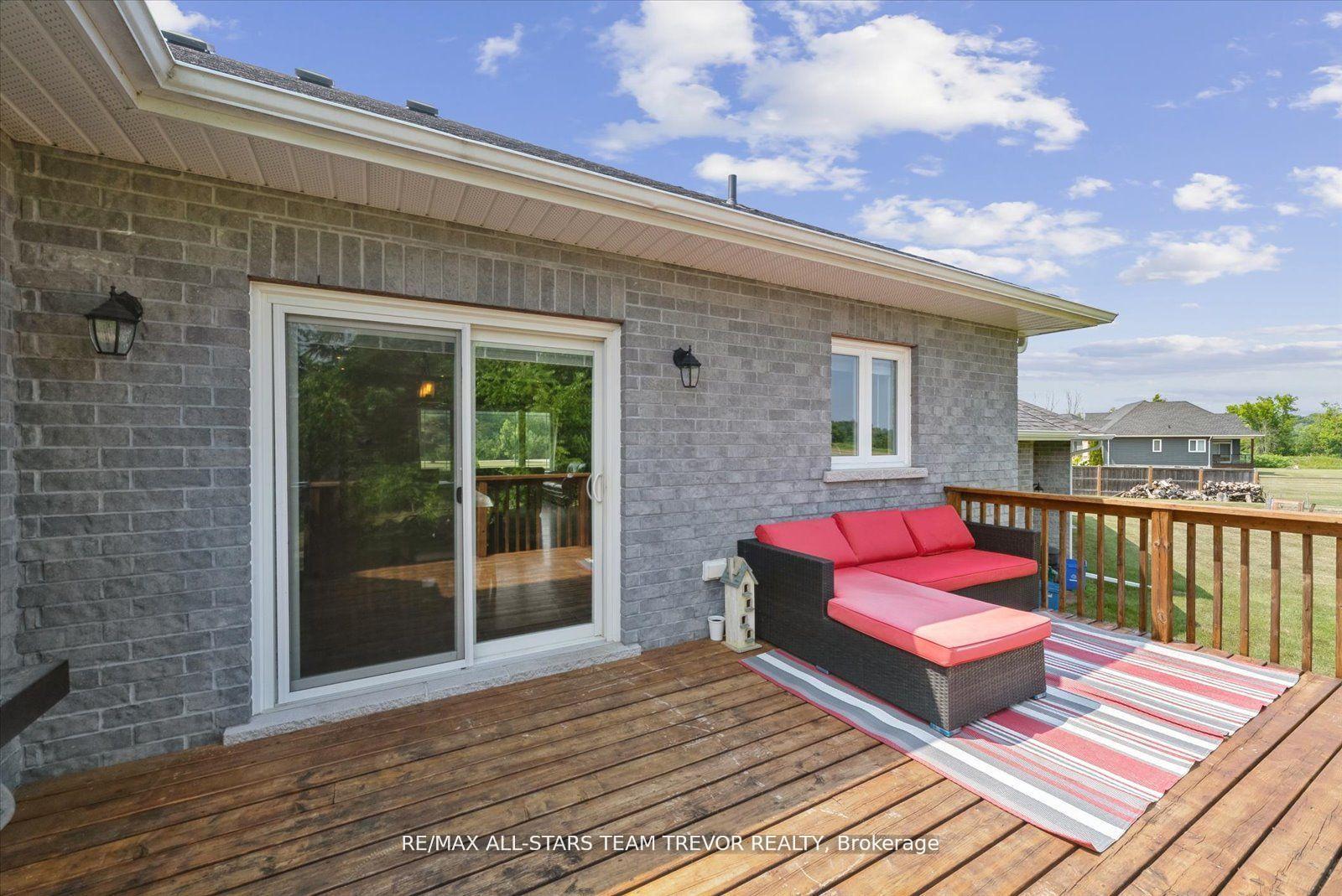 Photo 35 of 187 Riverbank Drive, Georgina, Pefferlaw — HOMEH
