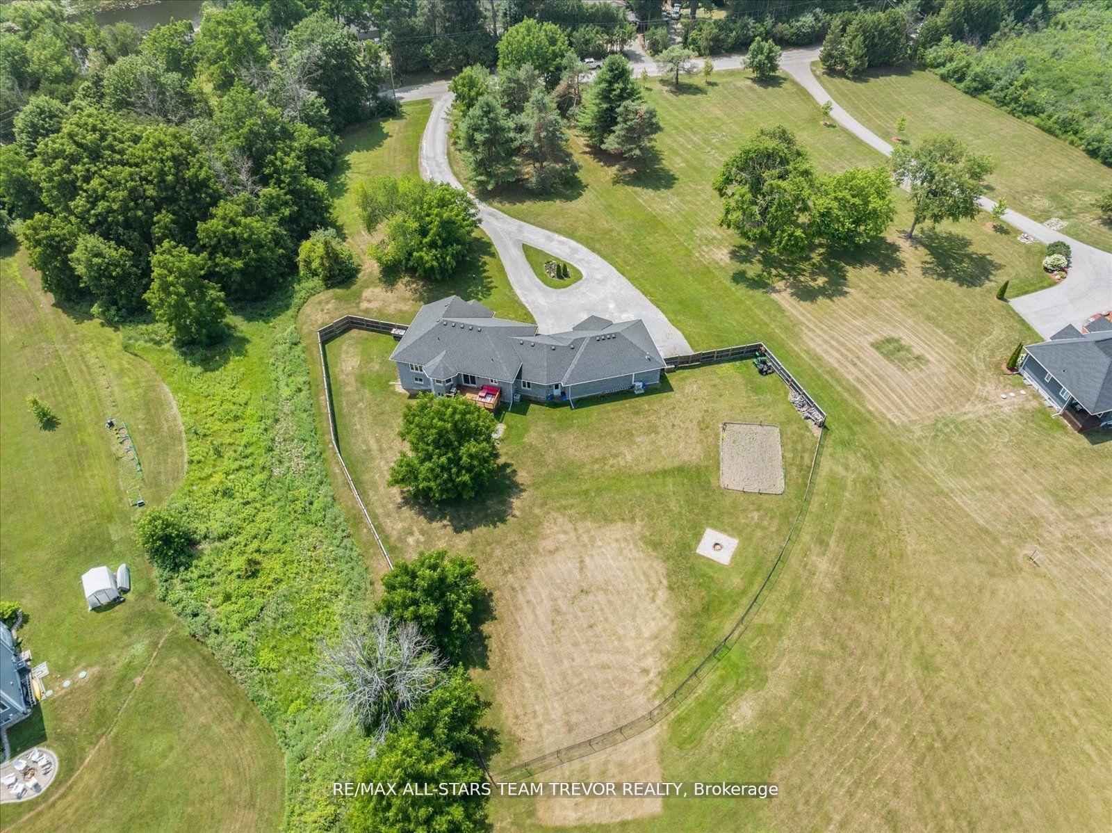 Photo 46 of 187 Riverbank Drive, Georgina, Pefferlaw — HOMEH