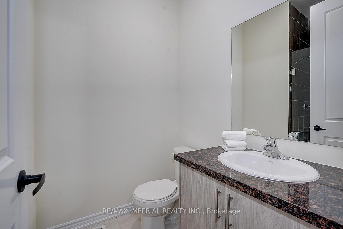 Photo 39 of 96 Weslock Crescent, Aurora, Bayview Northeast — HOMEH