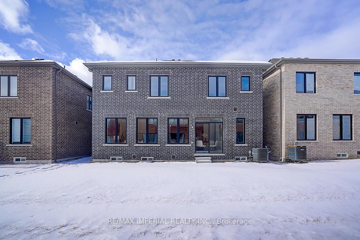Photo 40 of 96 Weslock Crescent, Aurora, Bayview Northeast — HOMEH
