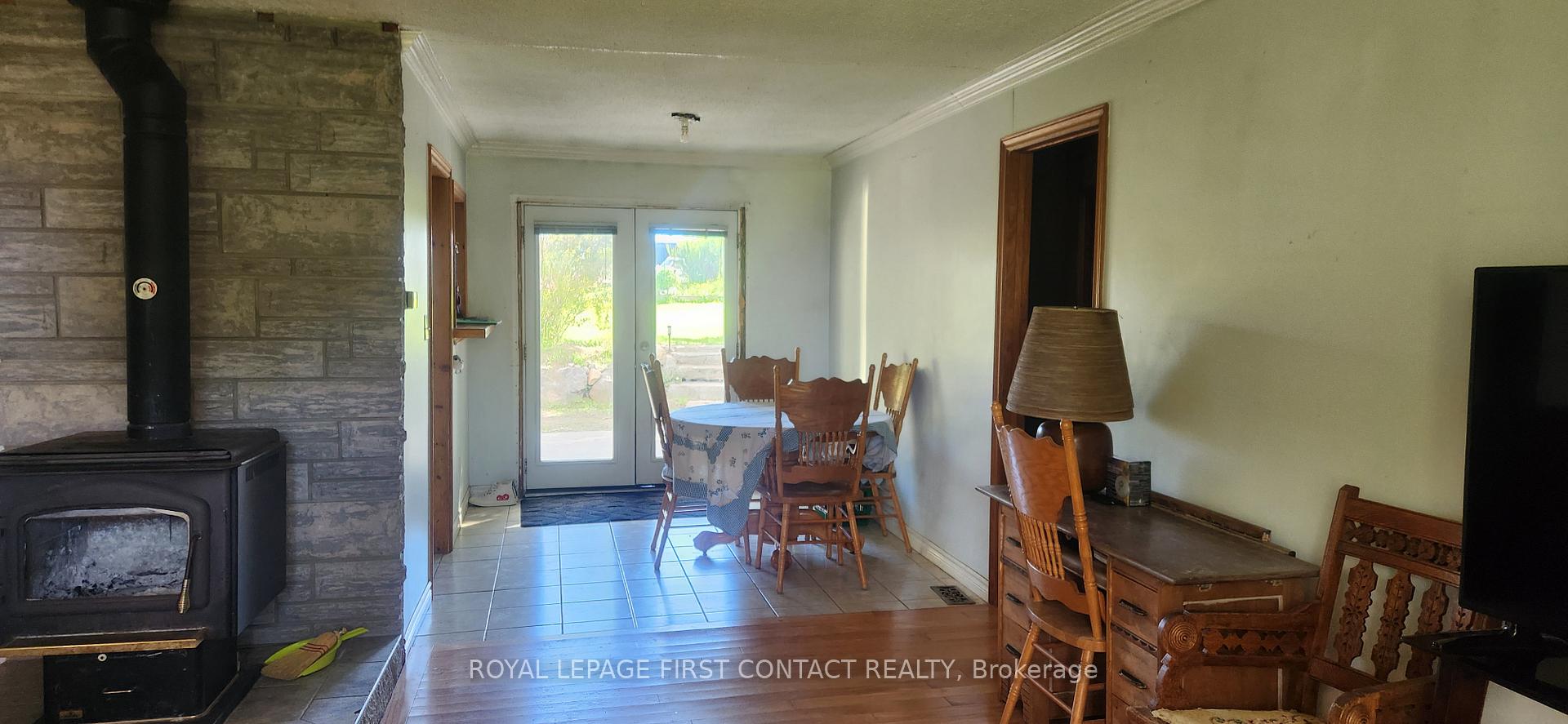 Photo 10 of 5321 Eighth Line, Essa, Rural Essa — HOMEH
