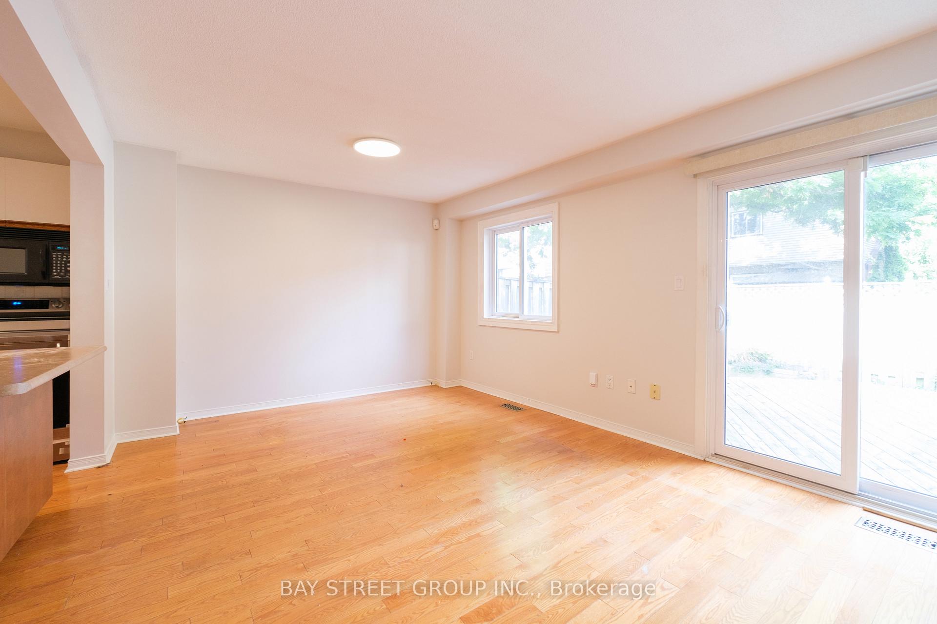 Photo 2 of Unit 41, 610 Barton Street, Hamilton, Stoney Creek — HOMEH