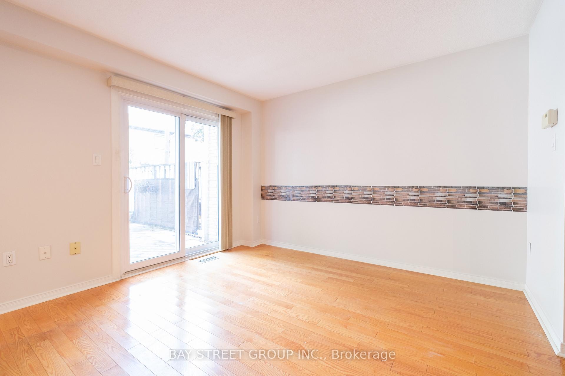 Photo 4 of Unit 41, 610 Barton Street, Hamilton, Stoney Creek — HOMEH
